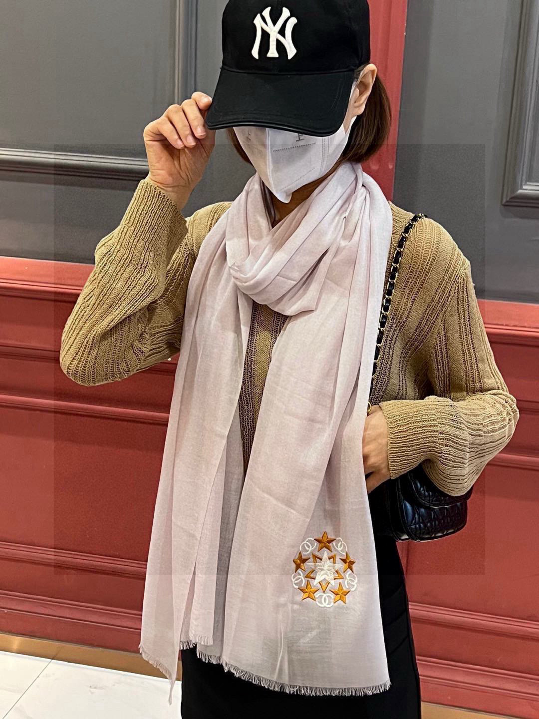 Chanel star✨系列.繼🚀後的力作.chanel載你們坐著火箭看星星❗️專櫃今年在內蒙外貿工廠下