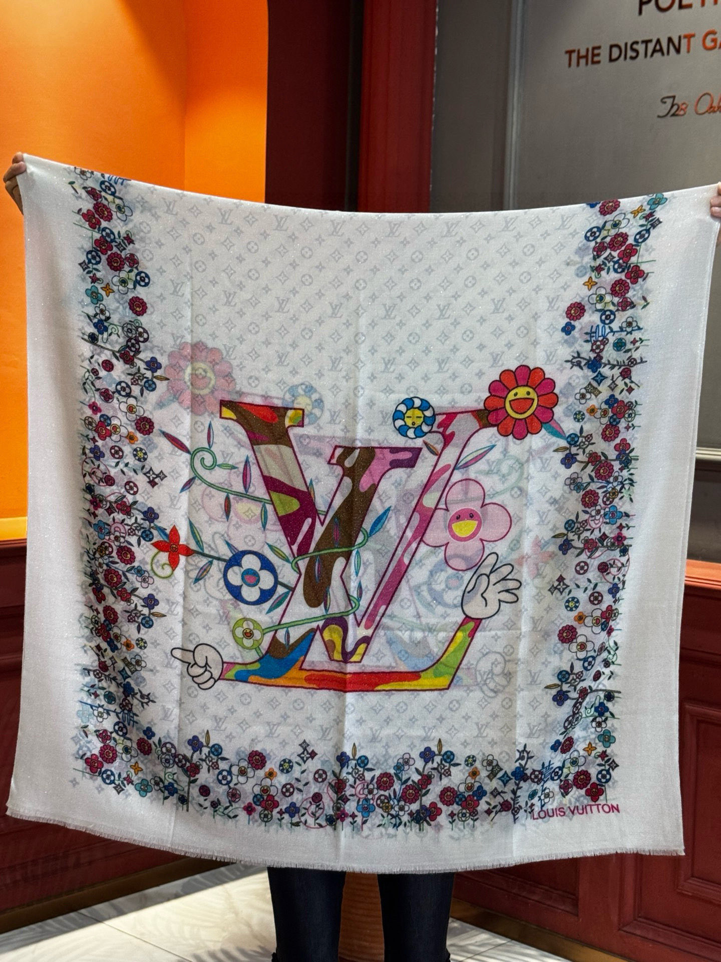 会发光发亮的围巾25年新品🌈上新 专柜同步材质 LV x TM Monogram SuPerflat F