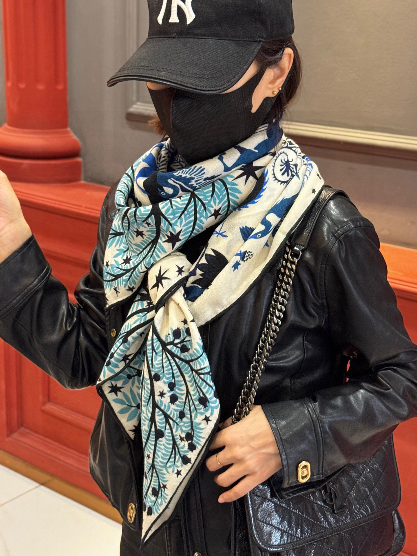 羊绒新款🆕👏👏买了都说好看‼️推荐💕爱马仕双面同色羊绒方巾【玛雅森林双面同色140】，顶级工艺超值‼️爱