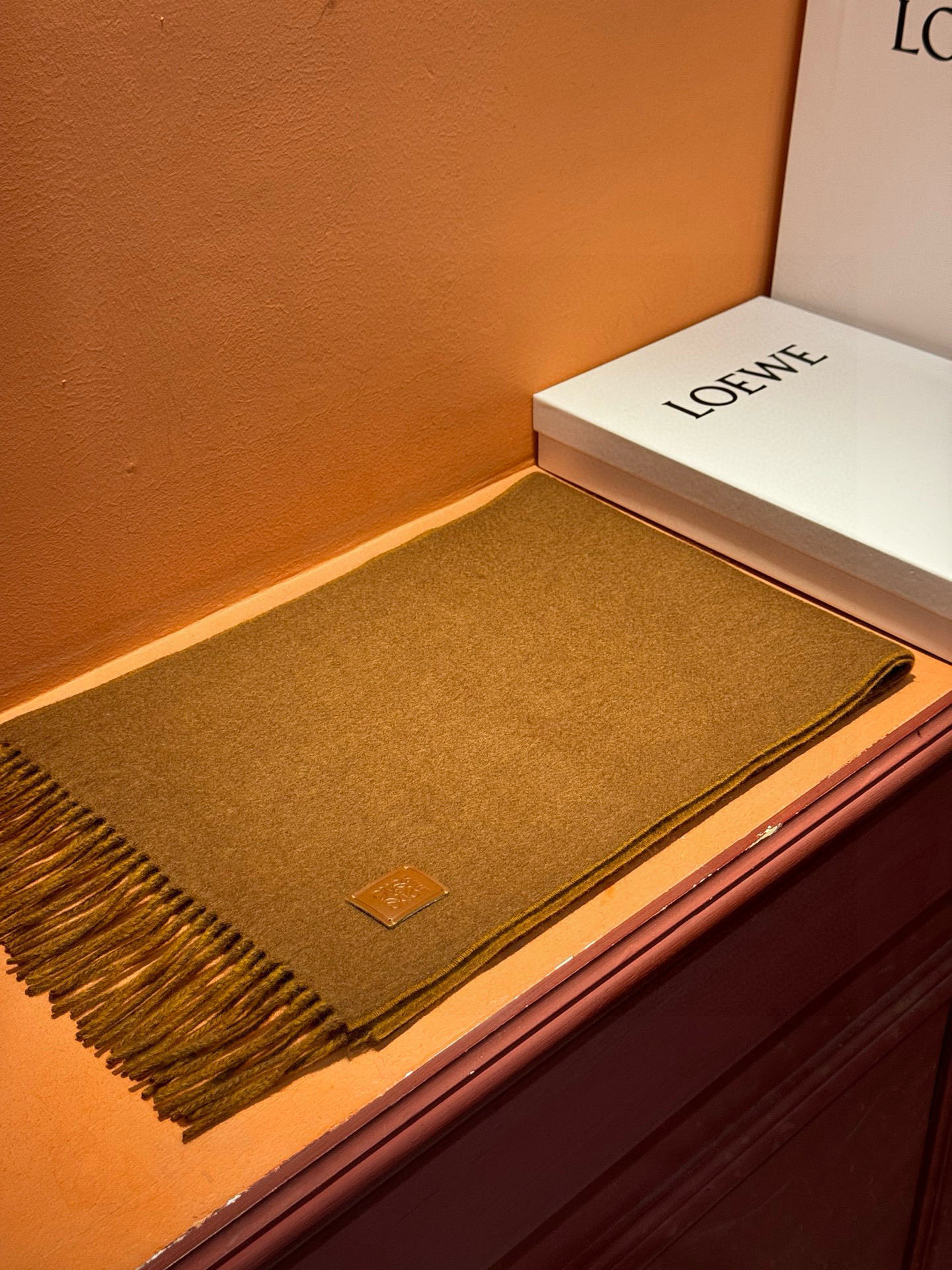 ✨✨太美了😍罗意威 情侣款 美到要尖叫😱专柜最新款🎊英伦欧美范儿 又是一款即时尚又实用的大围巾&长巾，🎆