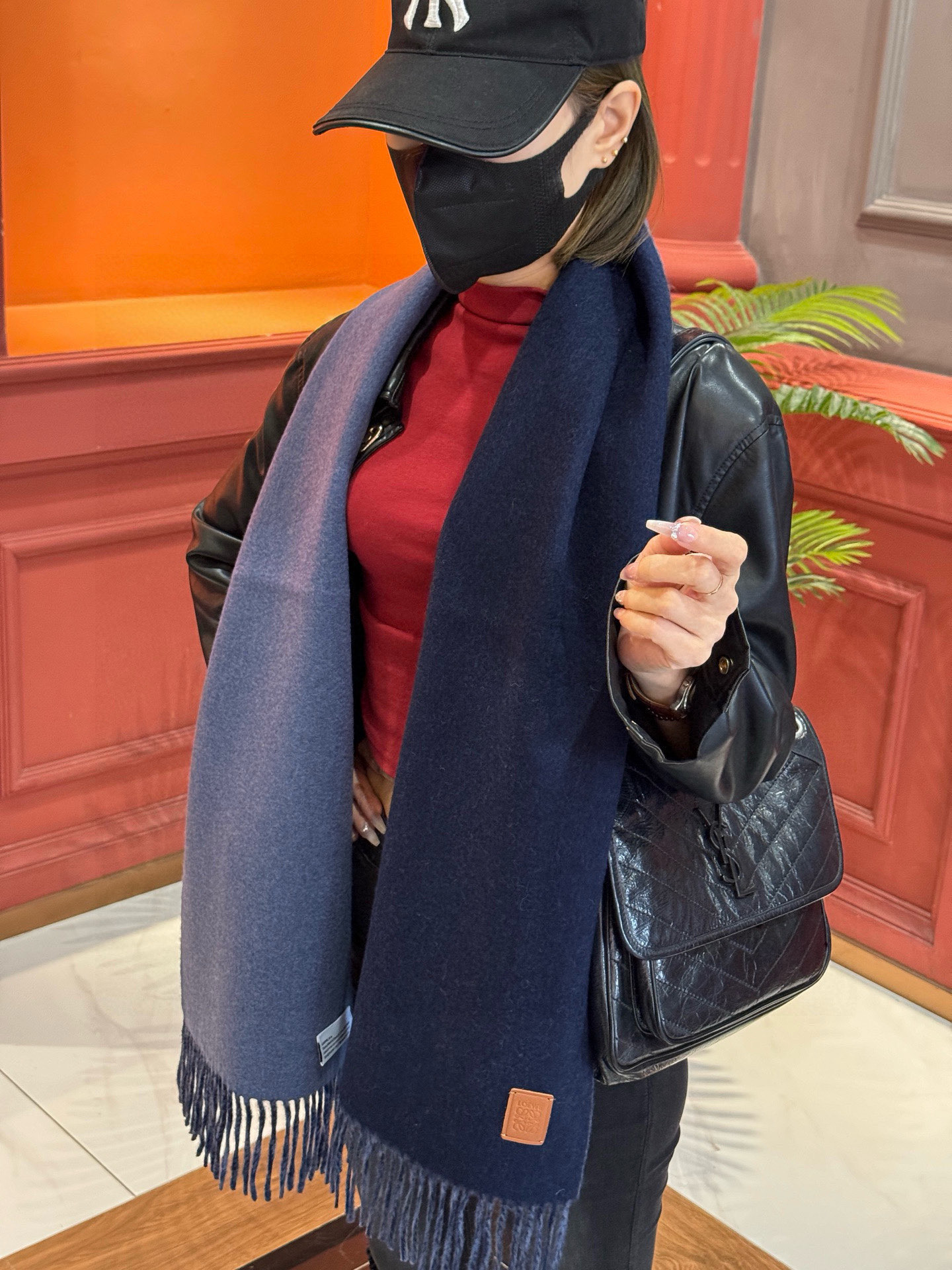 ✨✨太美了😍罗意威 情侣款 美到要尖叫😱专柜最新款🎊英伦欧美范儿 又是一款即时尚又实用的大围巾&长巾，🎆