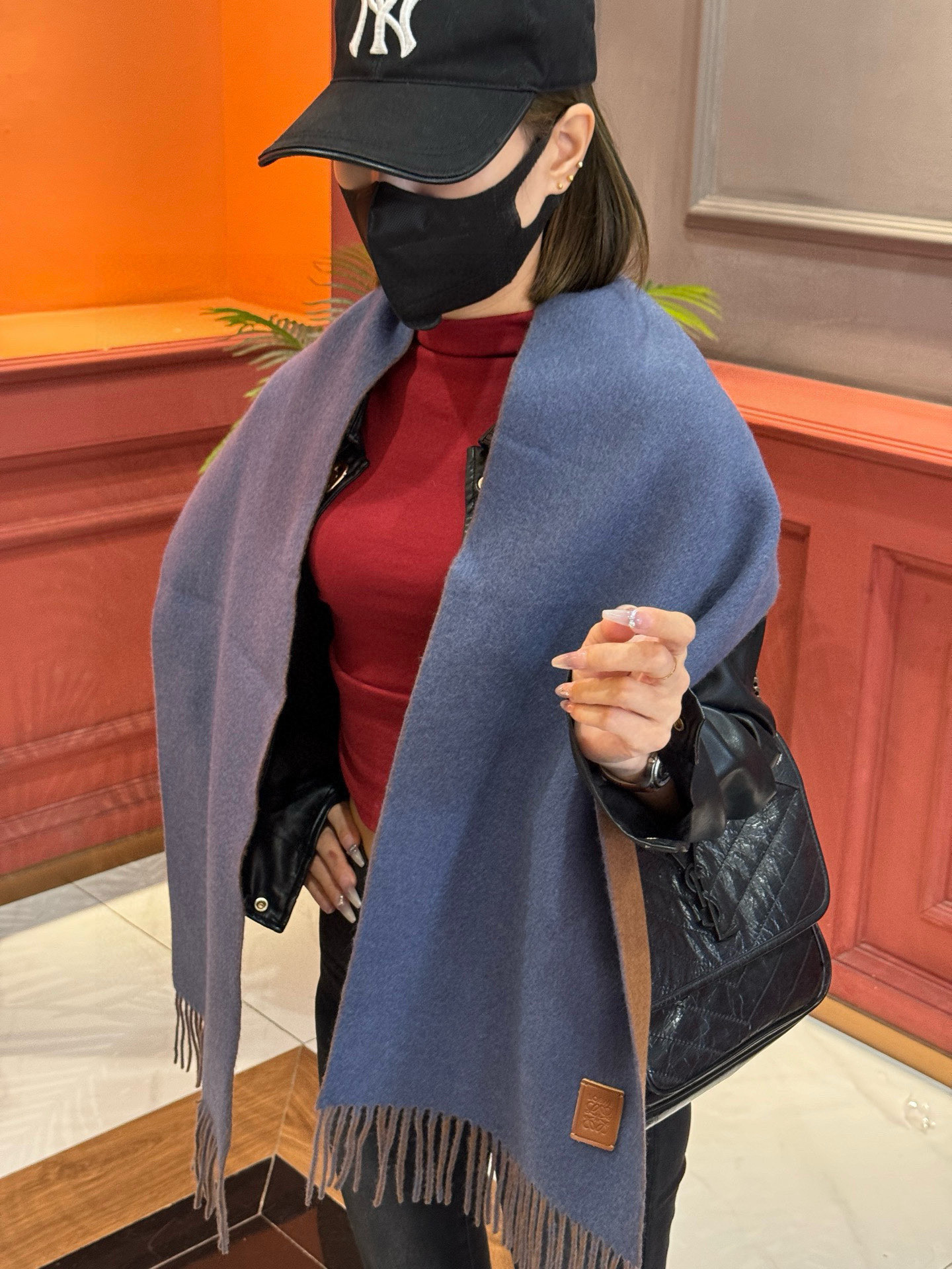 ✨✨太美了😍罗意威 情侣款 美到要尖叫😱专柜最新款🎊英伦欧美范儿 又是一款即时尚又实用的大围巾&长巾，🎆