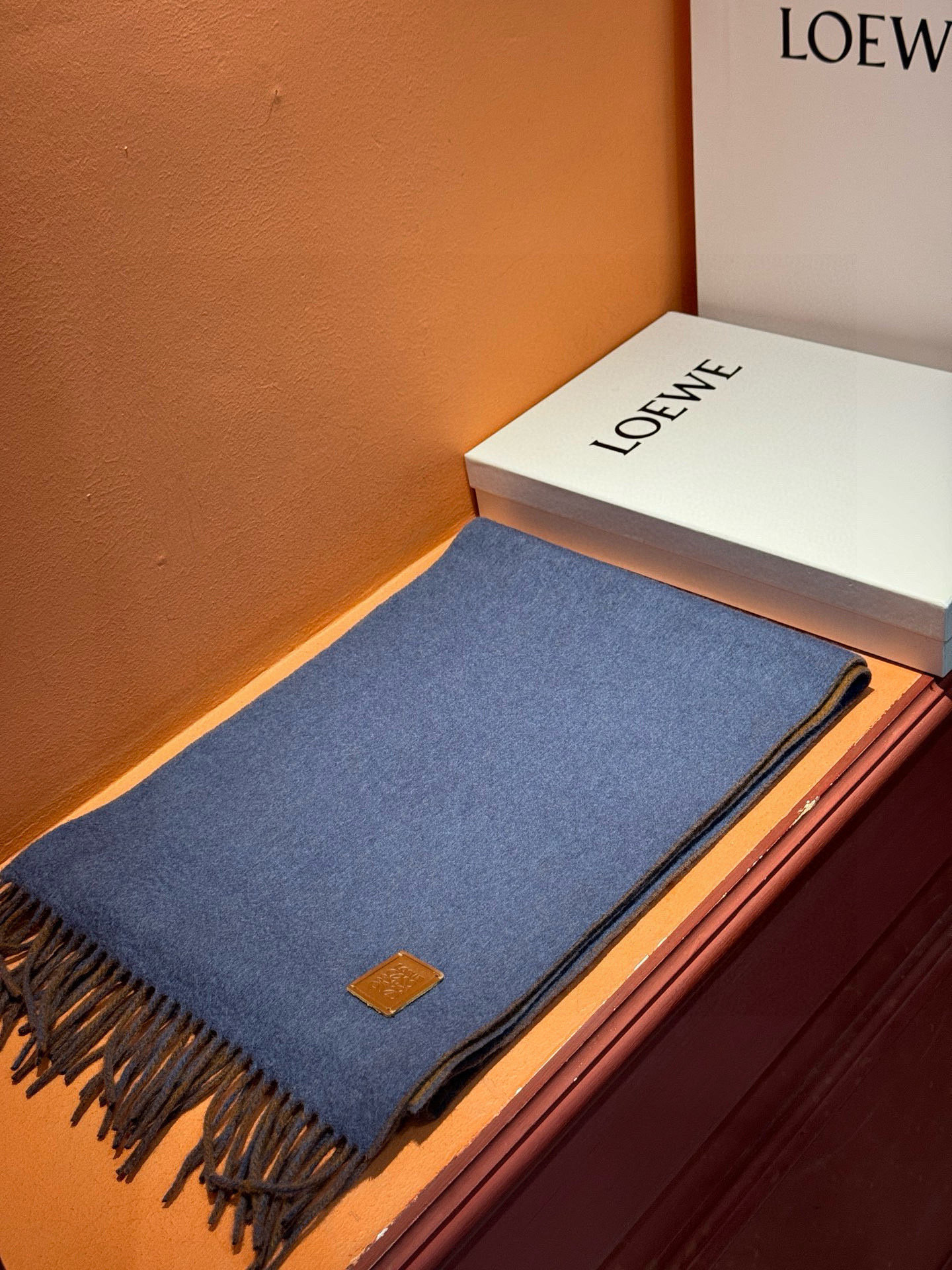 ✨✨太美了😍罗意威 情侣款 美到要尖叫😱专柜最新款🎊英伦欧美范儿 又是一款即时尚又实用的大围巾&长巾，🎆