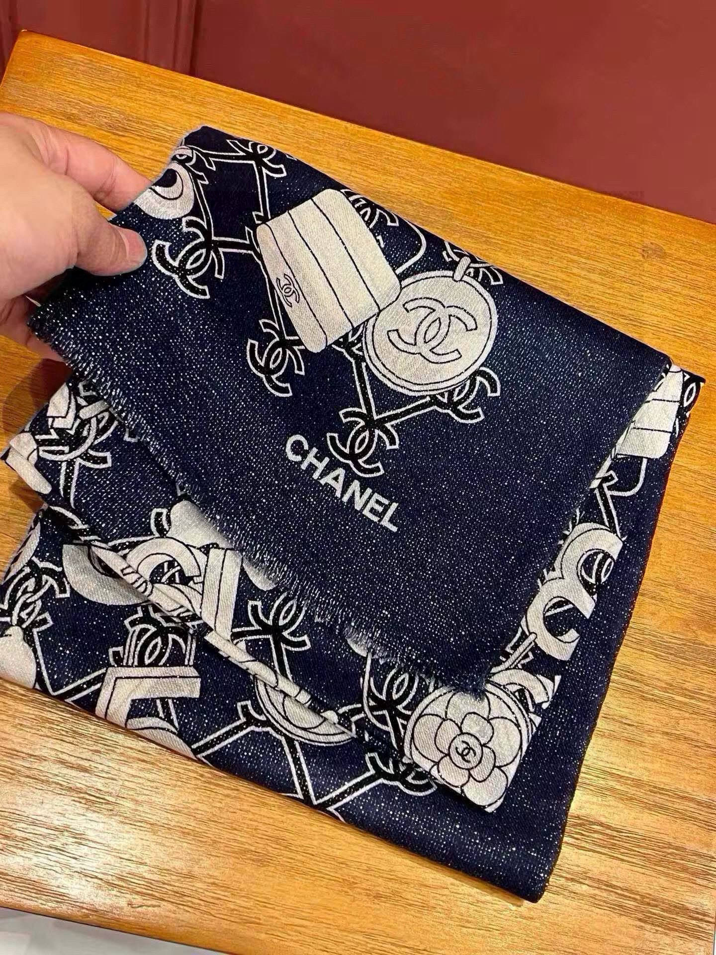 会发光发亮的围巾 💄💋新款客供银线💖羊绒面料长巾 😘美翻了[流泪]【银线心愿锁长巾】御用殿堂级极‼️新款