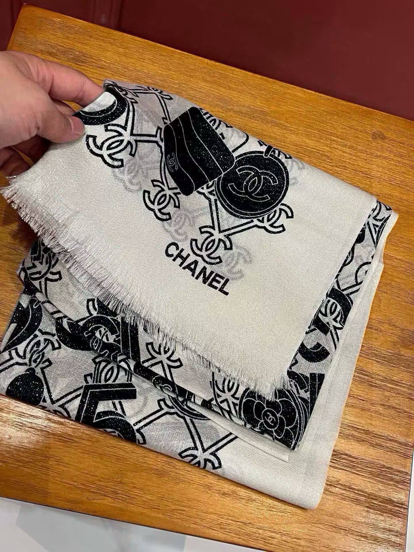 会发光发亮的围巾 💄💋新款客供银线💖羊绒面料长巾 😘美翻了[流泪]【银线心愿锁长巾】御用殿堂级极‼️新款