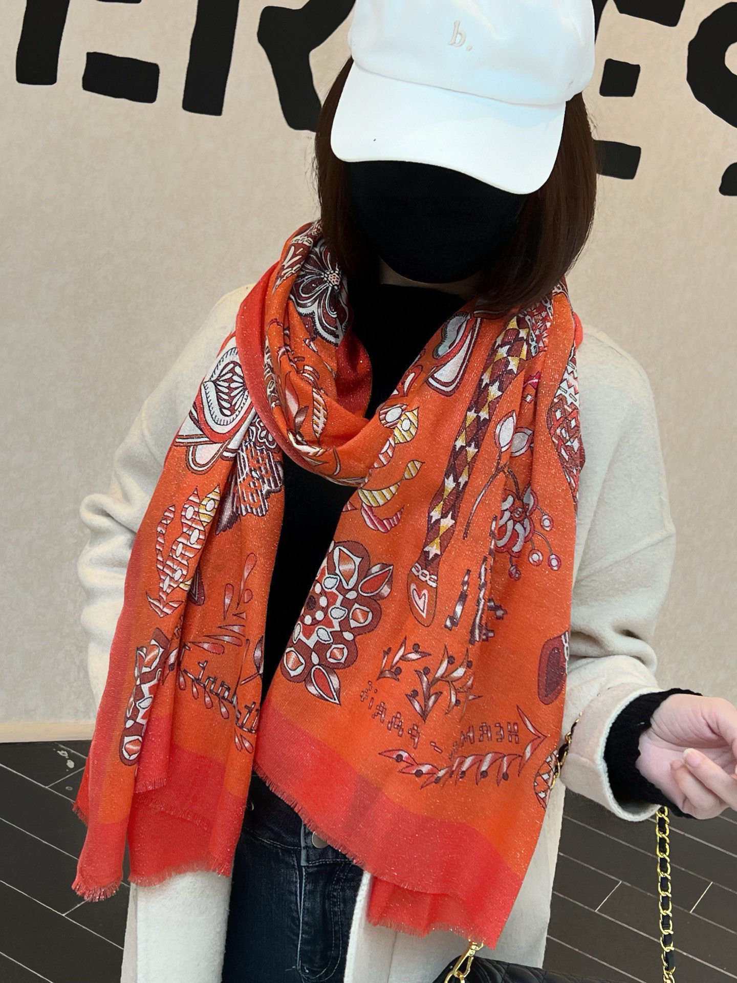 会发光发亮的围巾 爱马仕 专柜同步 买了都说好看羊绒印花‼️推荐💕顶级工艺超值‼️爱马仕专柜爆款🎁🎁羊绒