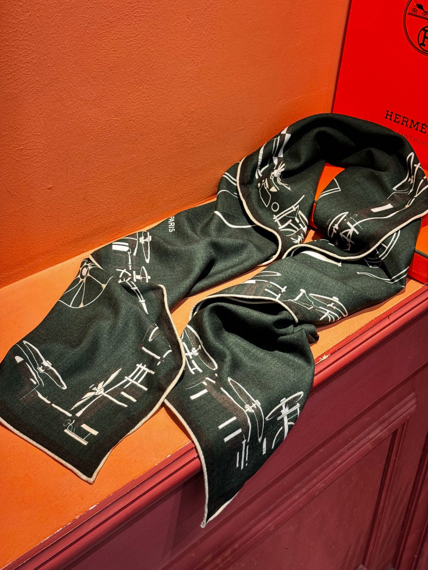 ✨✨HERMES 牛逼爆款 双面同色【马术的错综交叠140】【绝对顶级品质】💣超值回馈🎀绝对会尖叫的专柜