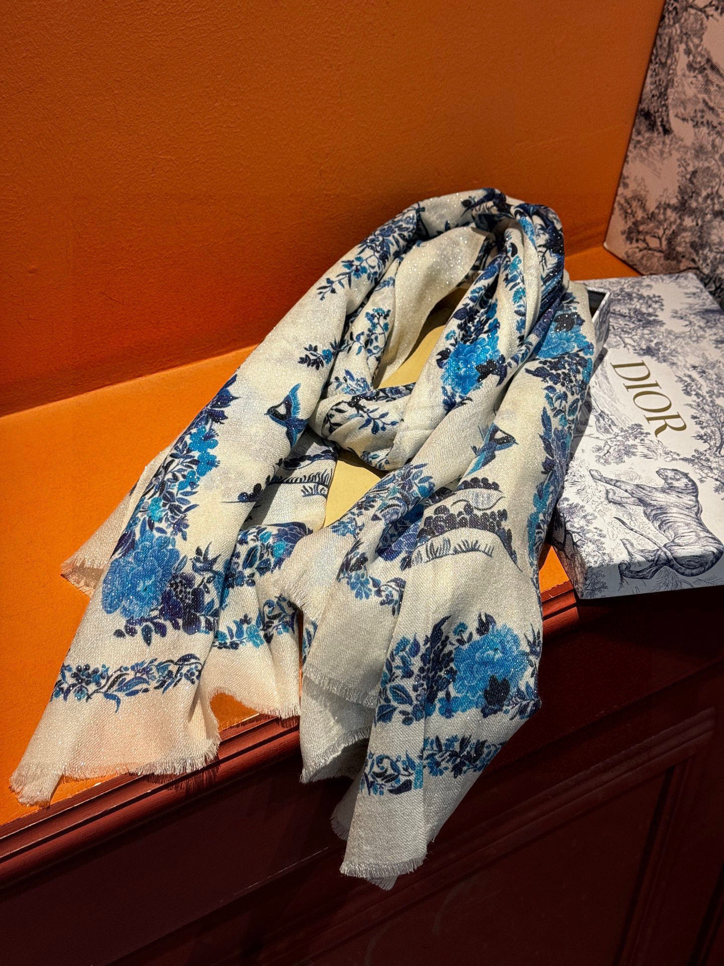 ✨✨【金银丝款】Dior专柜款～就是告诉大家这款必须收～上新🆕❤️ 新款长羊绒😍专柜同步🌈✨这个size