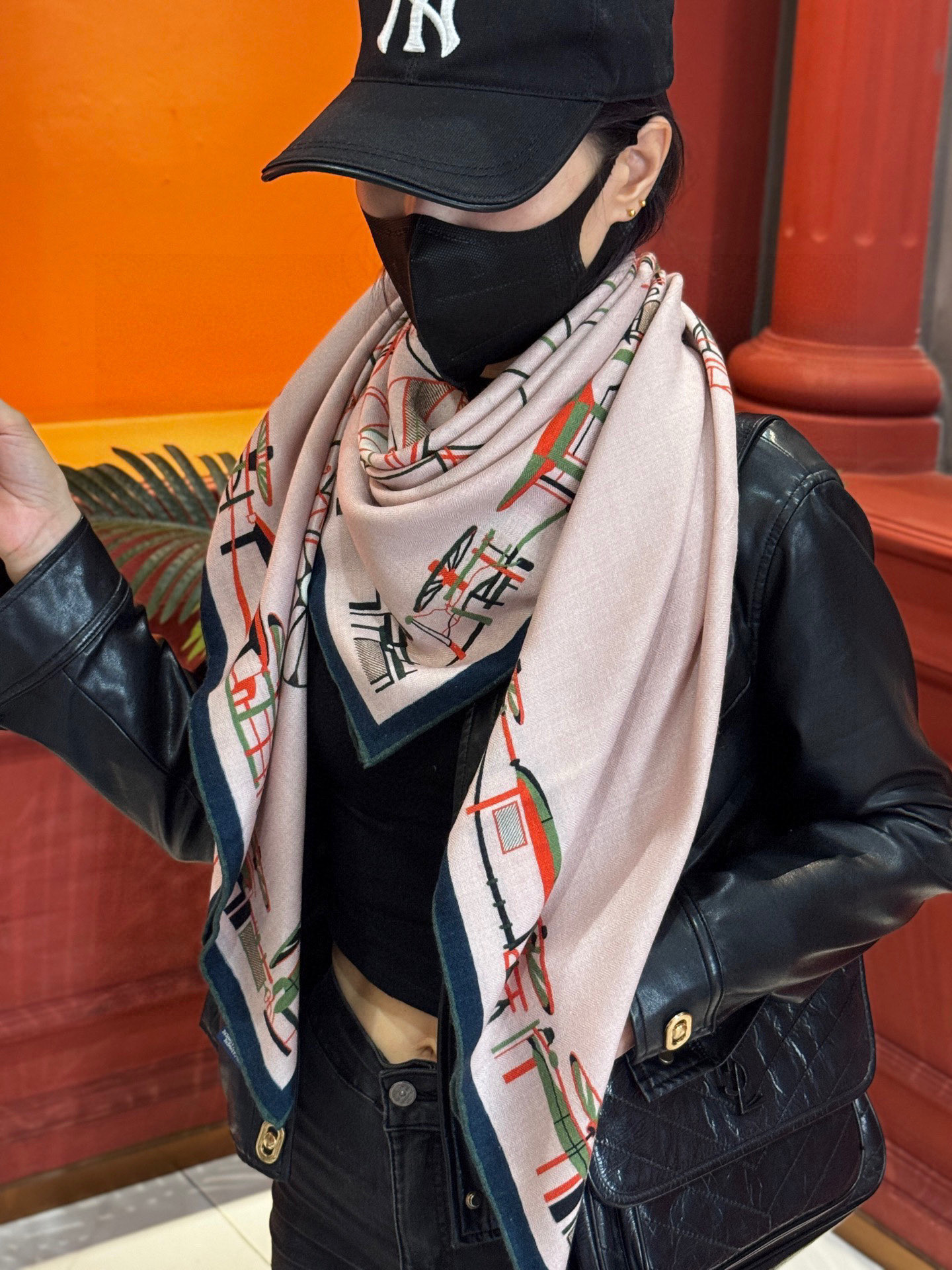 ✨✨HERMES 牛逼爆款 双面同色【马术的错综交叠140】【绝对顶级品质】💣超值回馈🎀绝对会尖叫的专柜