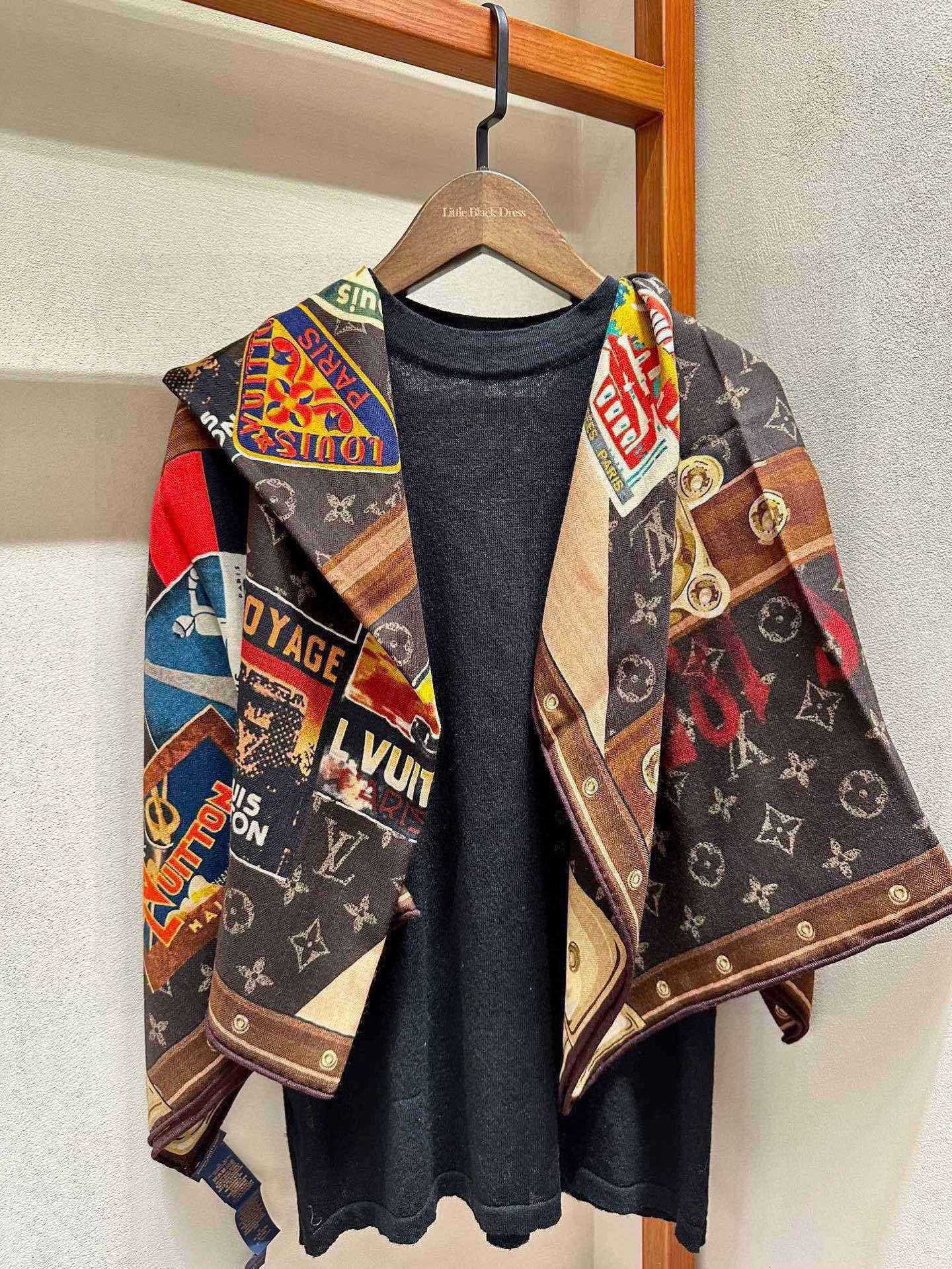 【LV】上新❤️ 路易威登 一款值得品细节的高货抠细节,从一个小块的配色去打败市场货140方巾 二个配色