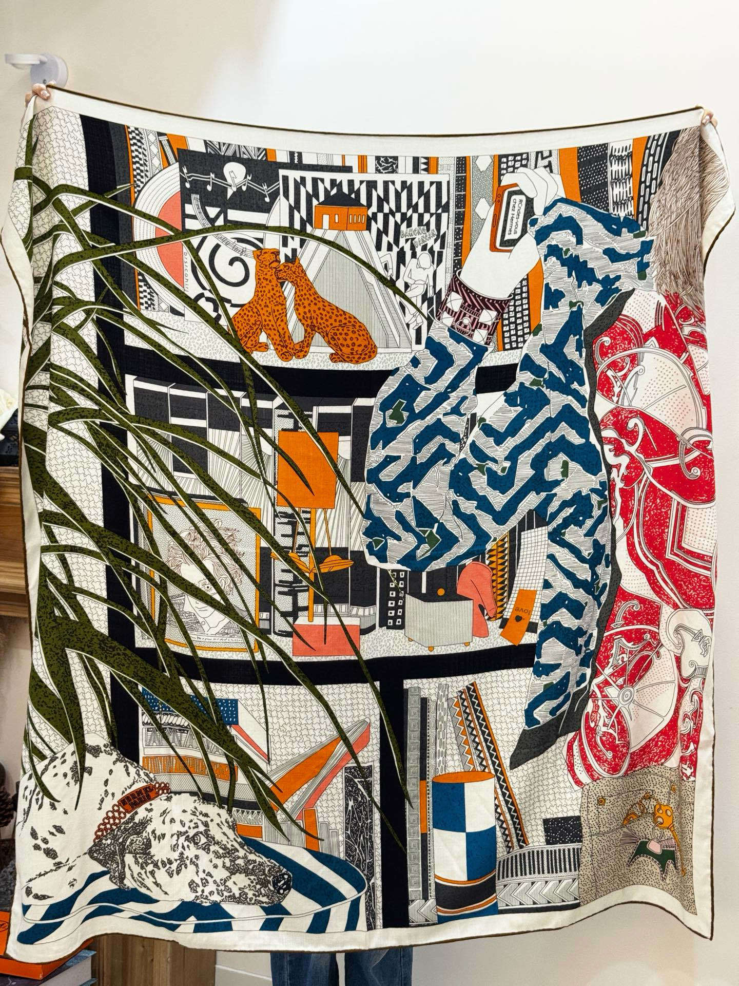 💟2025年秋冬抢先 上新💞【双面同色丝毛方巾】手工卷边山羊绒和真丝混纺披肩(70%山羊绒,30%桑蚕丝