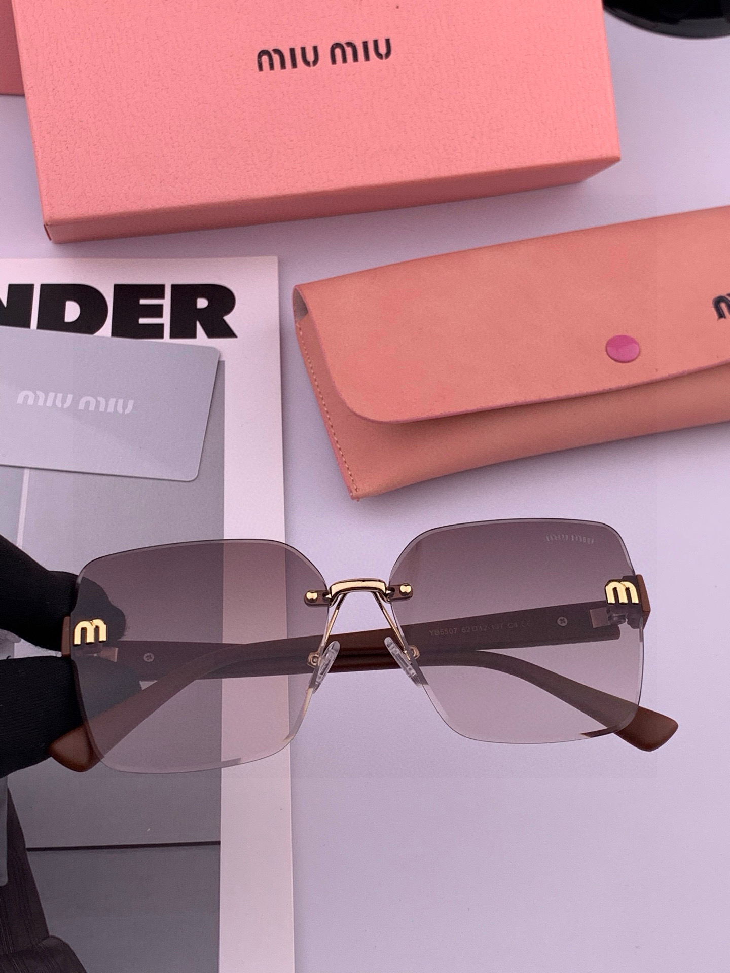 MIUMIU/缪缪🖇🖇2025开春新款🌟闪耀新款璀璨登台 ❤❤太阳镜潮品 精致个性设计简约时尚 专柜品质