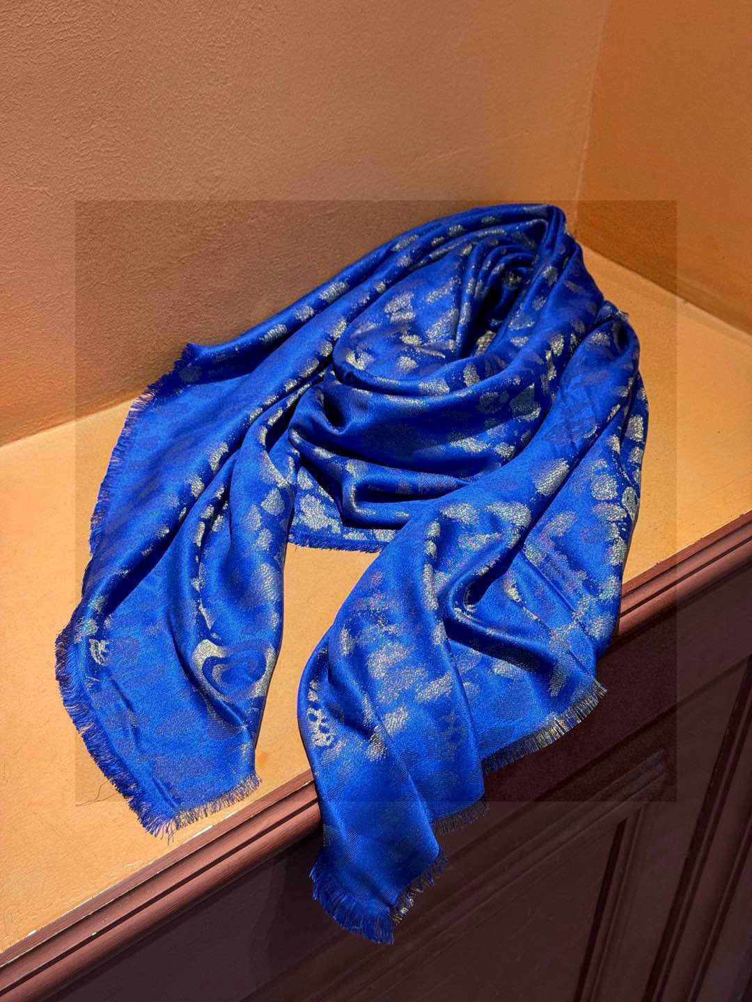 超美的鬼头Logo~防冷气又时髦的单品💋麦昆 新品.永远都不会嫌多的款~❣️MCQ麦昆永恒经典的骷髅头‼