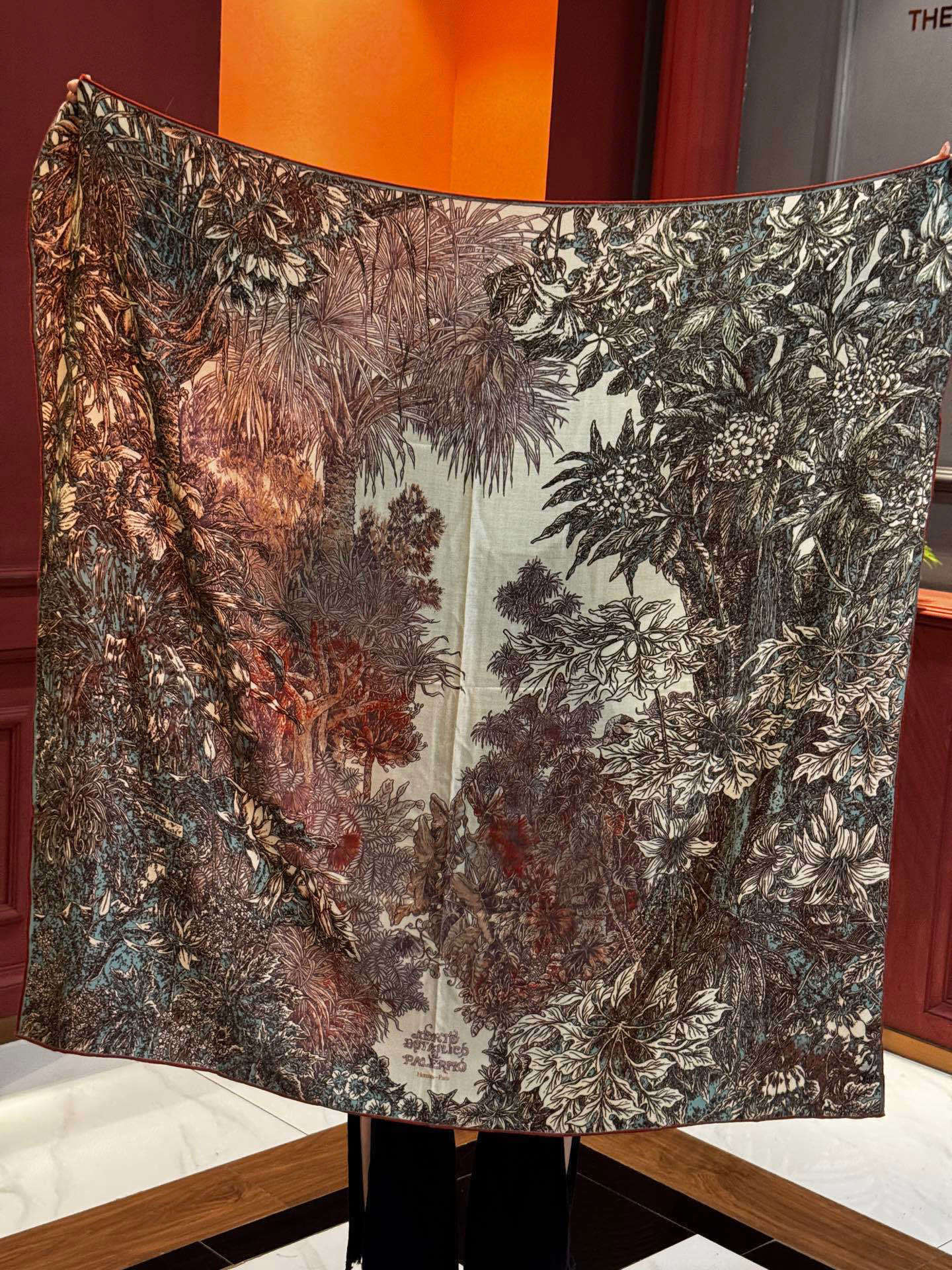 💟2025年秋冬抢先 上新💞【双面同色丝毛方巾】手工卷边山羊绒和真丝混纺披肩(70%山羊绒,30%桑蚕丝