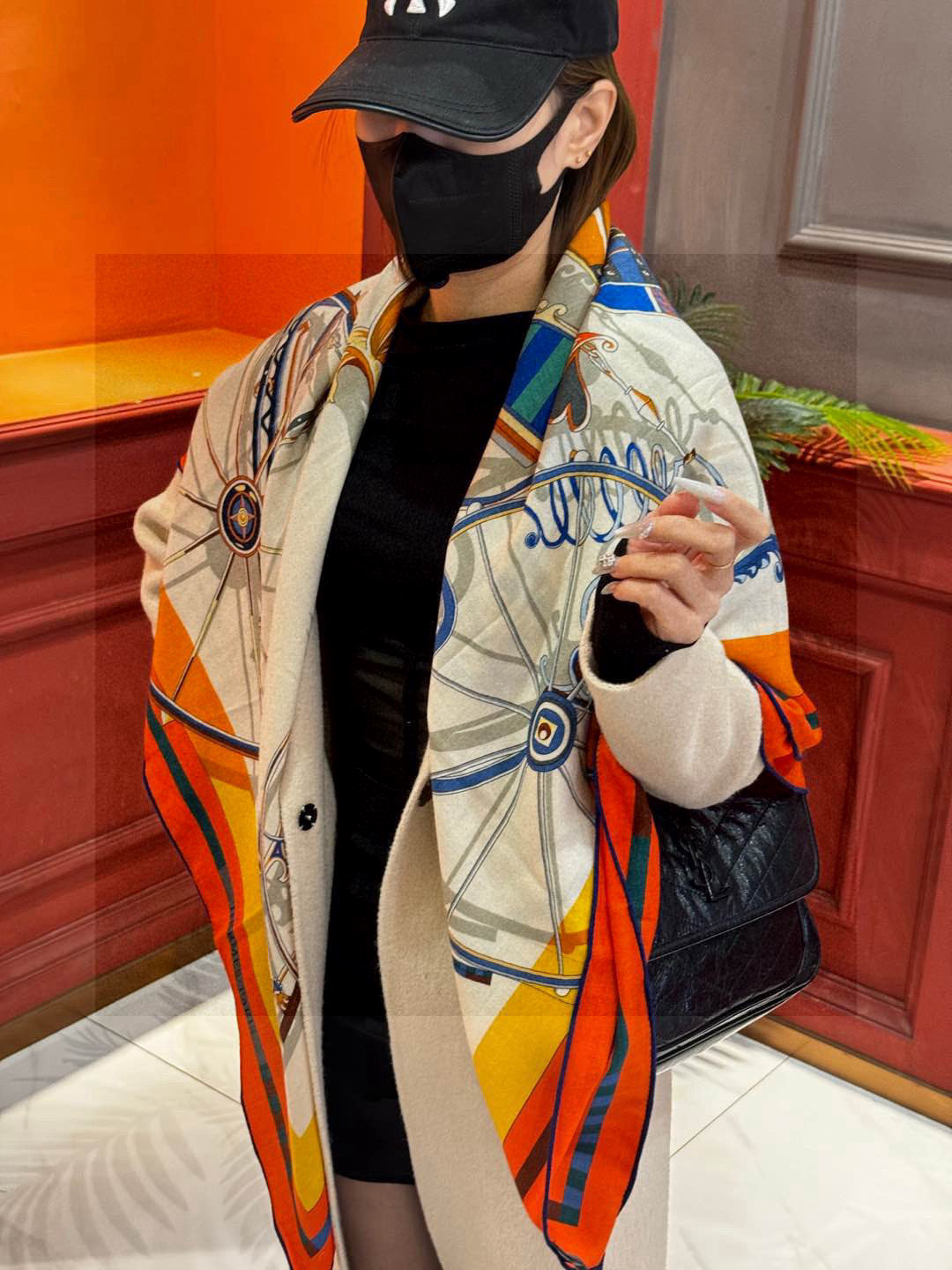 ❄️【双面同色】原单爱马仕140cm丝绒方巾💕 《平衡马车》，没有体验过野村大辅的豪华马车，就不算拥有丰