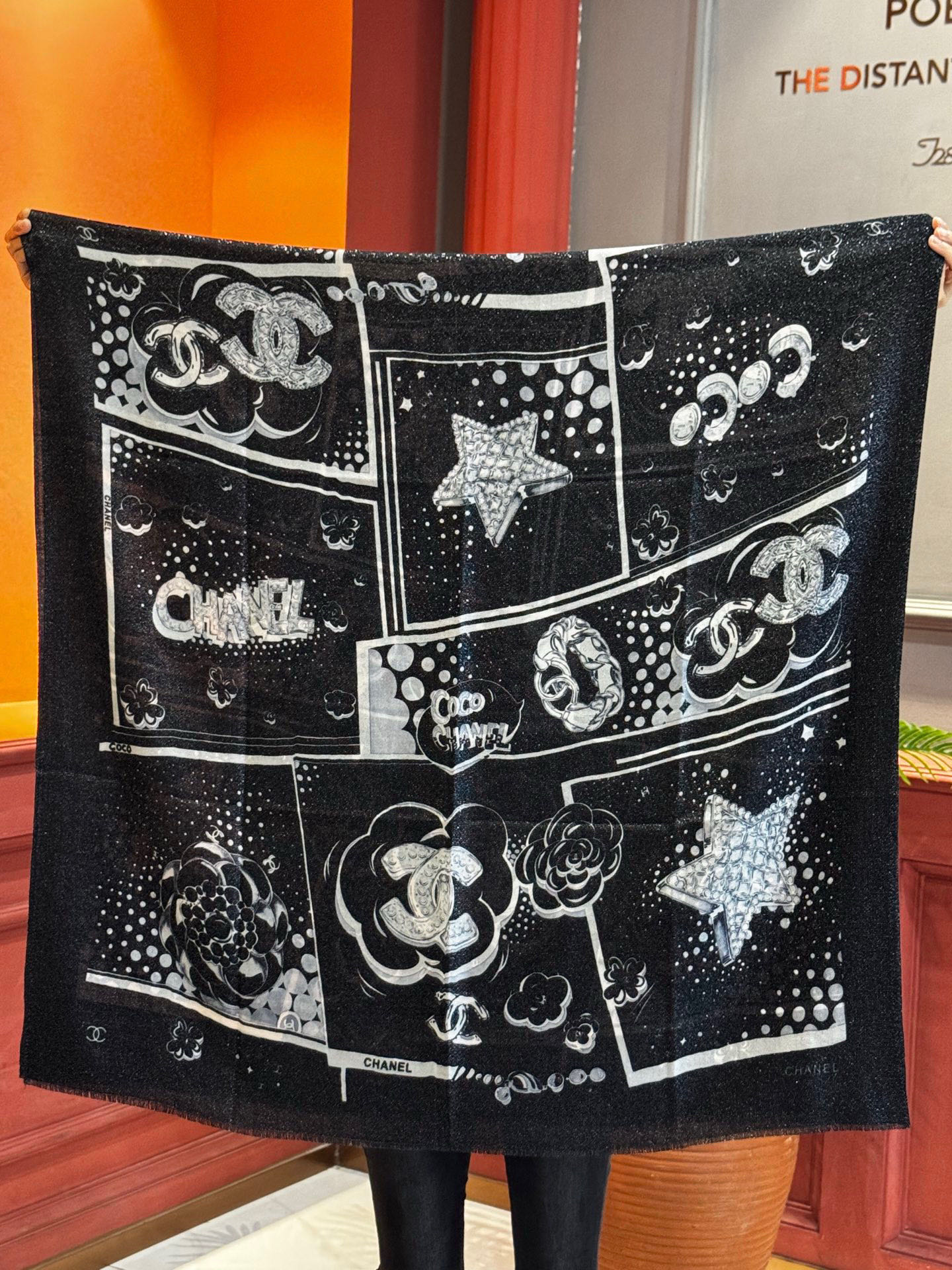 会发光发亮的围巾💟香奶奶专柜上新客供羊绒长巾👑👑 卖的超爆的，亮晶晶✨的银丝上身才会知道她的美，洋气、大