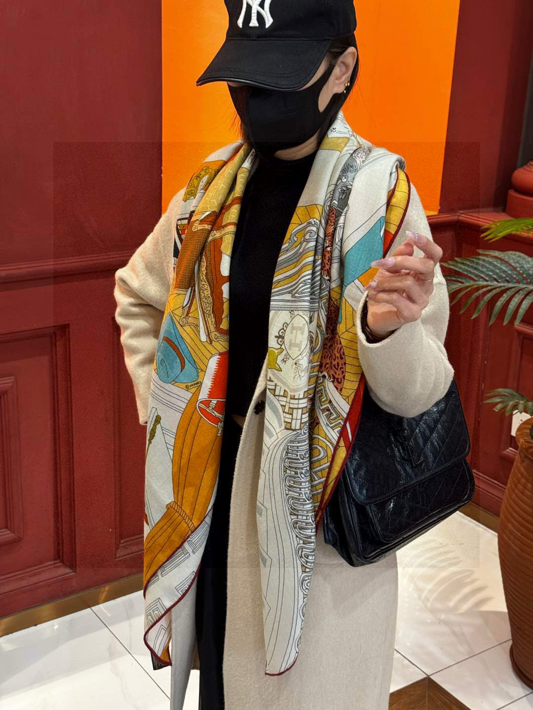 💟上新💞｛24号之谜｝羊绒大方巾[双面同色140]手工卷边H家是创意和作品故事的无限源泉，每季皆推出全新