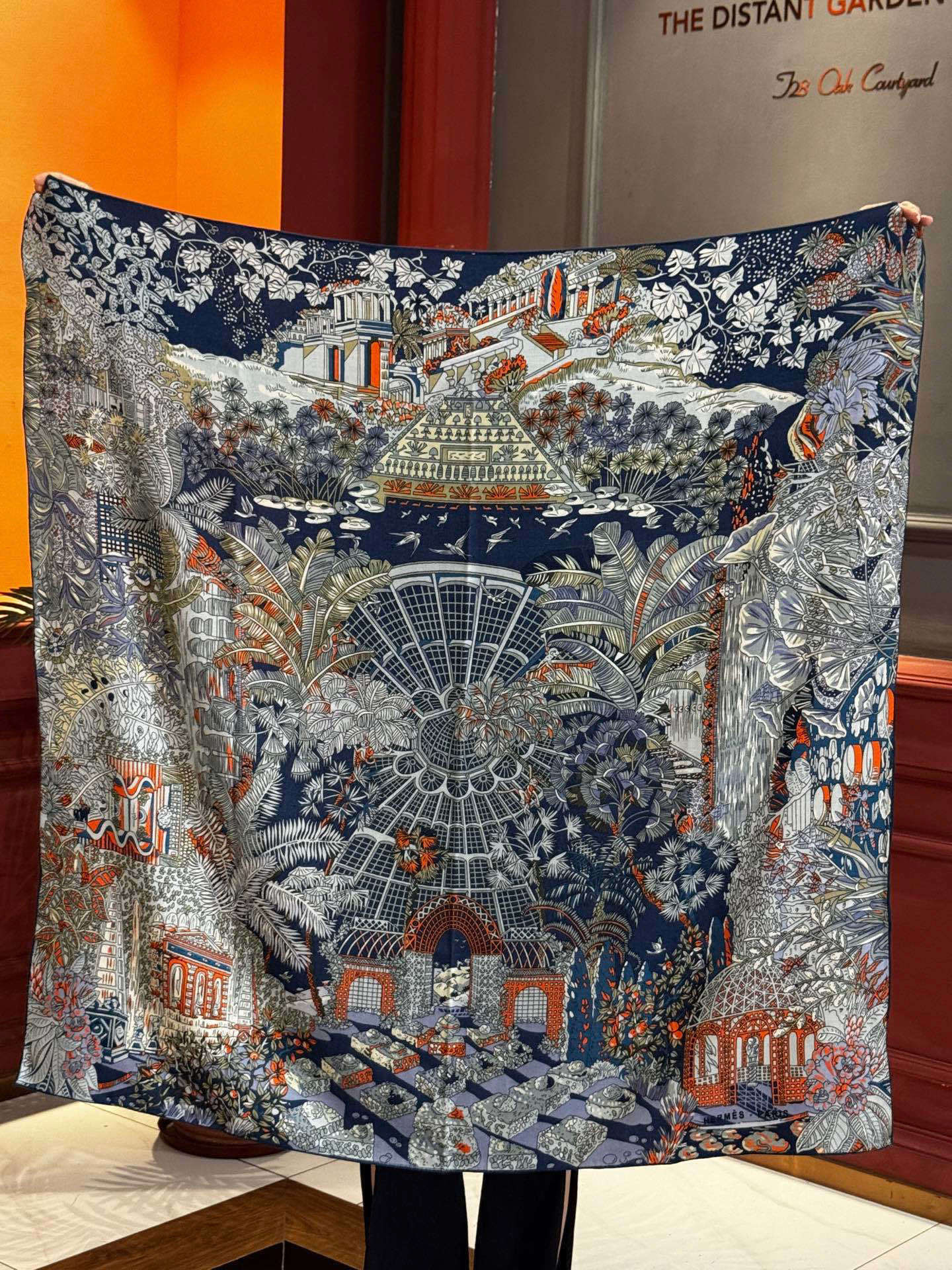 💟2025年秋冬抢先 上新💞【双面同色丝毛方巾】手工卷边山羊绒和真丝混纺披肩(70%山羊绒,30%桑蚕丝