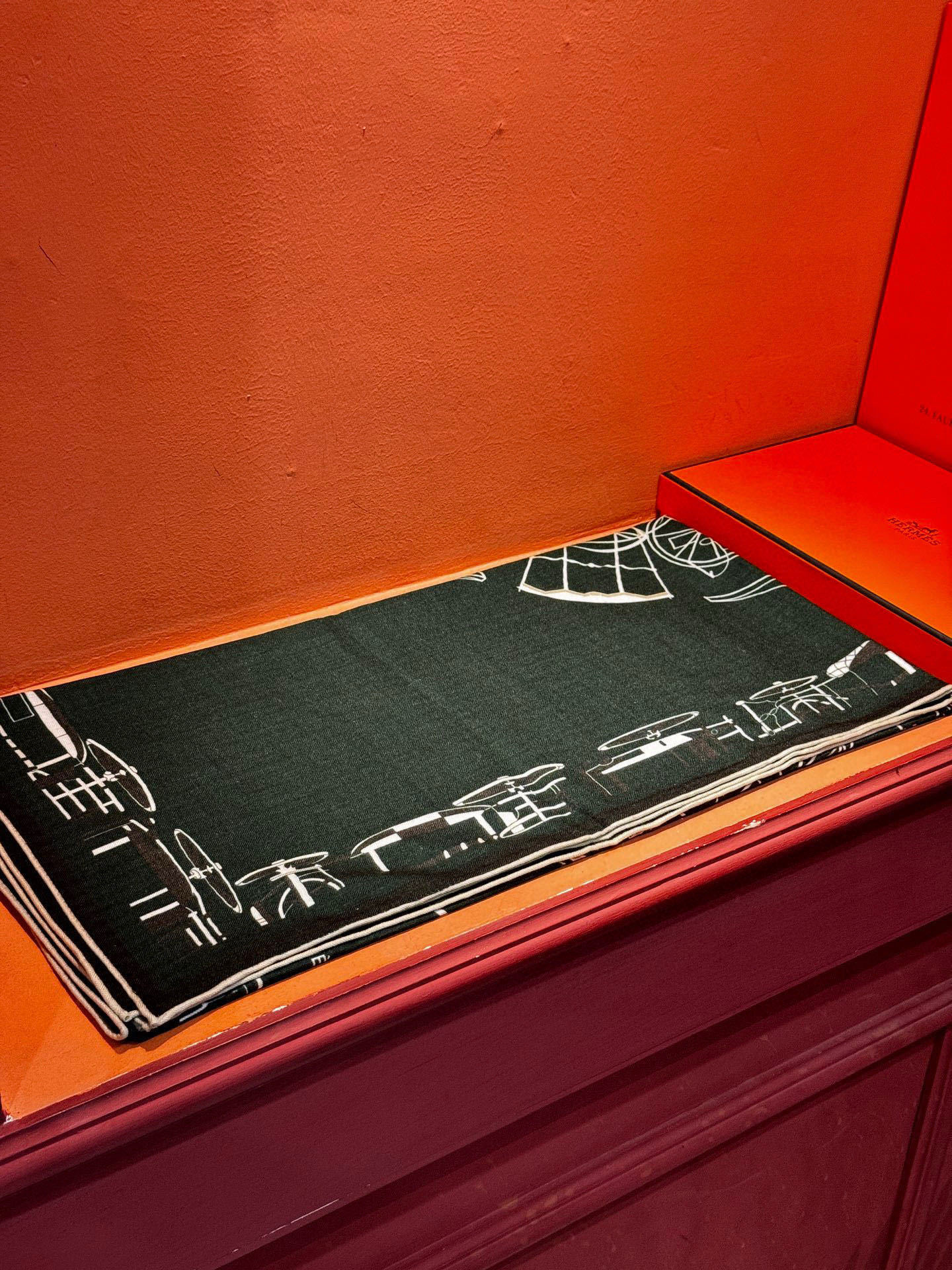 ✨✨HERMES 牛逼爆款 双面同色【马术的错综交叠140】【绝对顶级品质】💣超值回馈🎀绝对会尖叫的专柜