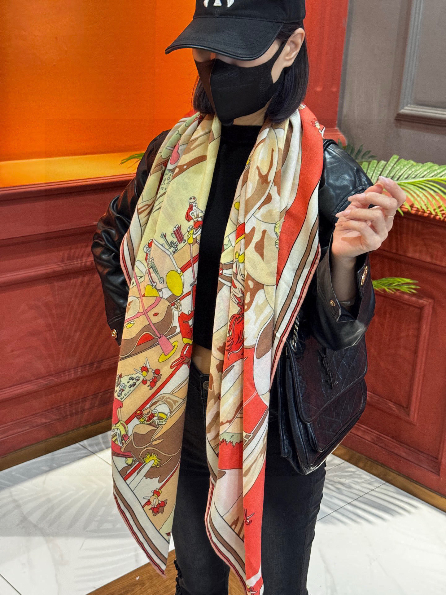 H,目前最热门的 “超现实爱马仕枢纽” 风靡全宇宙,听名字就充斥着未来空间♥️艺术品一样的存在,会绝版的