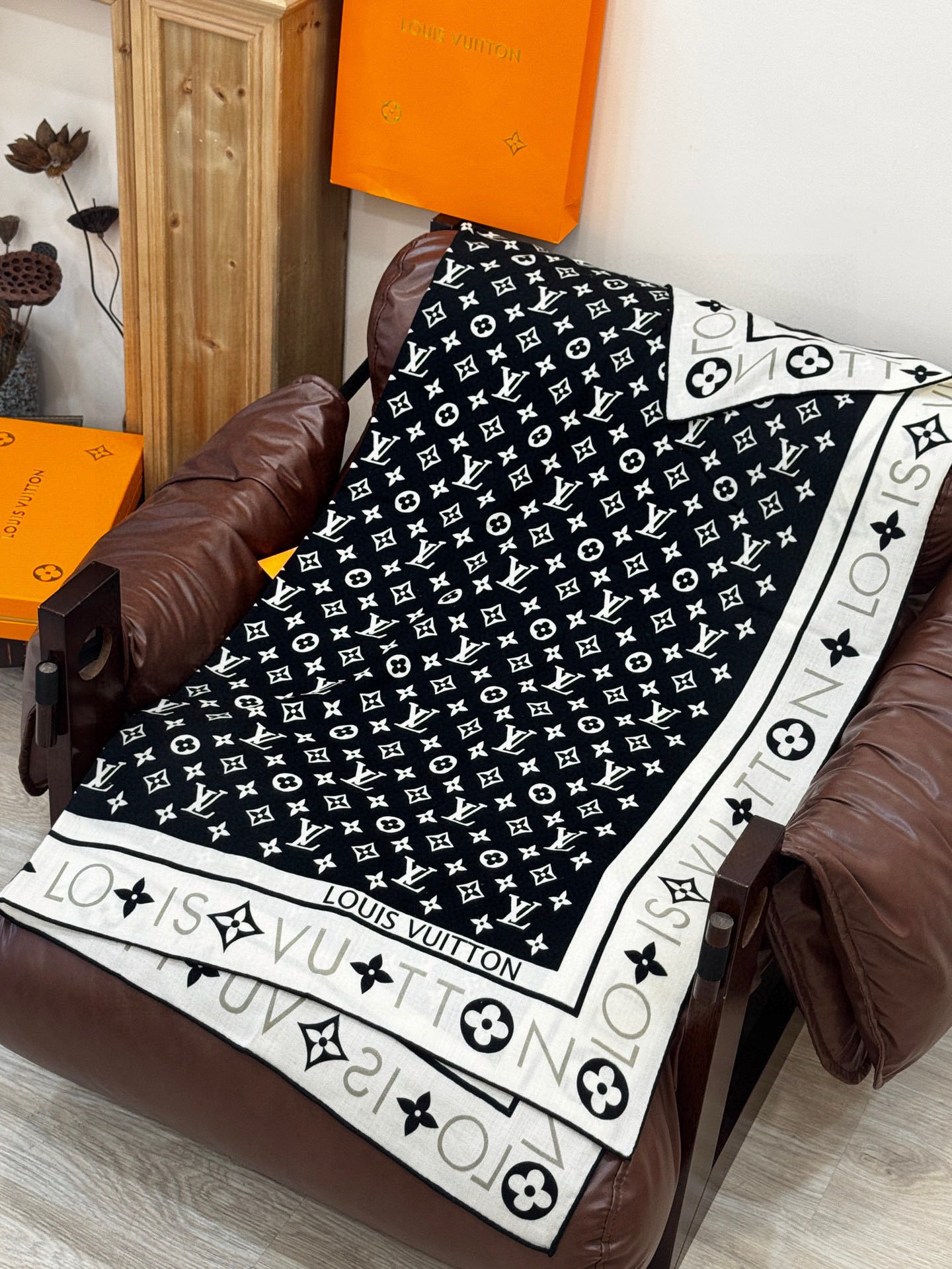 MONOGRAM INFINITY 140丝毛方巾【140顶级丝毛双面同色】Monogram Infin