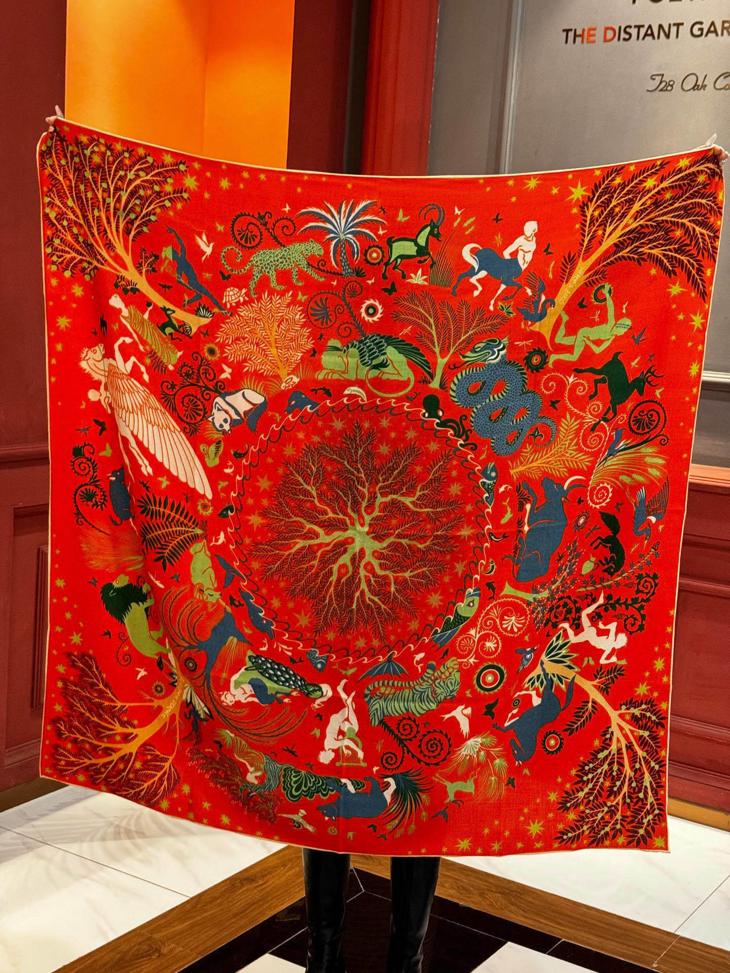 羊绒新款🆕👏👏买了都说好看‼️推荐💕爱马仕双面同色羊绒方巾【玛雅森林双面同色140】,顶级工艺超值‼️爱