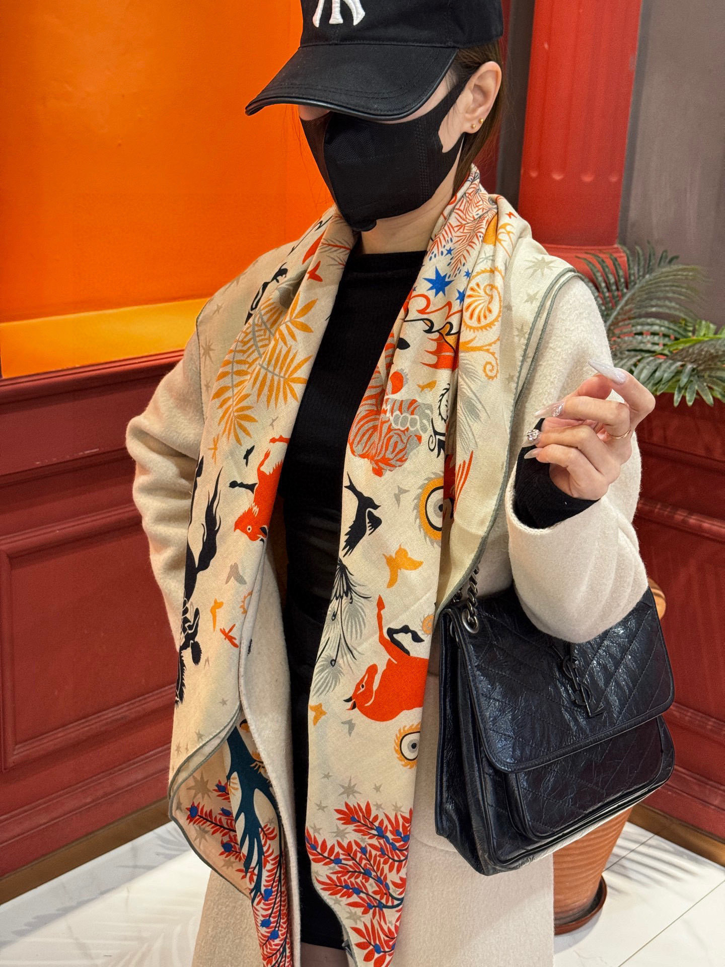 羊绒新款🆕👏👏买了都说好看‼️推荐💕爱马仕双面同色羊绒方巾【玛雅森林双面同色140】,顶级工艺超值‼️爱