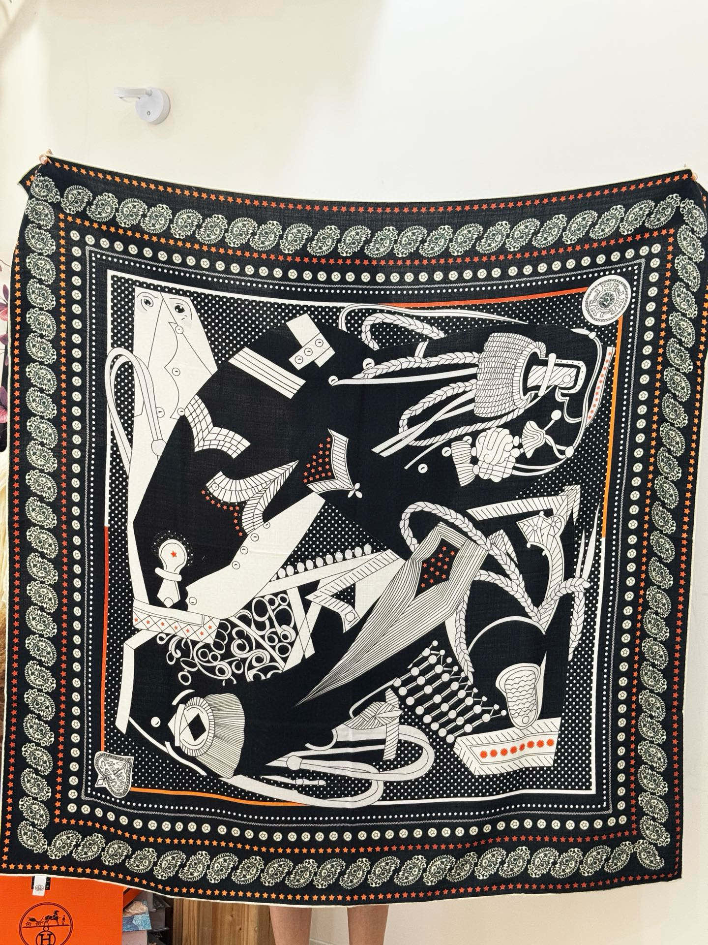 💟羊绒新款🆕👏👏买了都说好看‼️推荐💕爱马仕双面同色羊绒方巾,顶级工艺超值‼️爱马仕专柜爆款🎁💟立体呈现