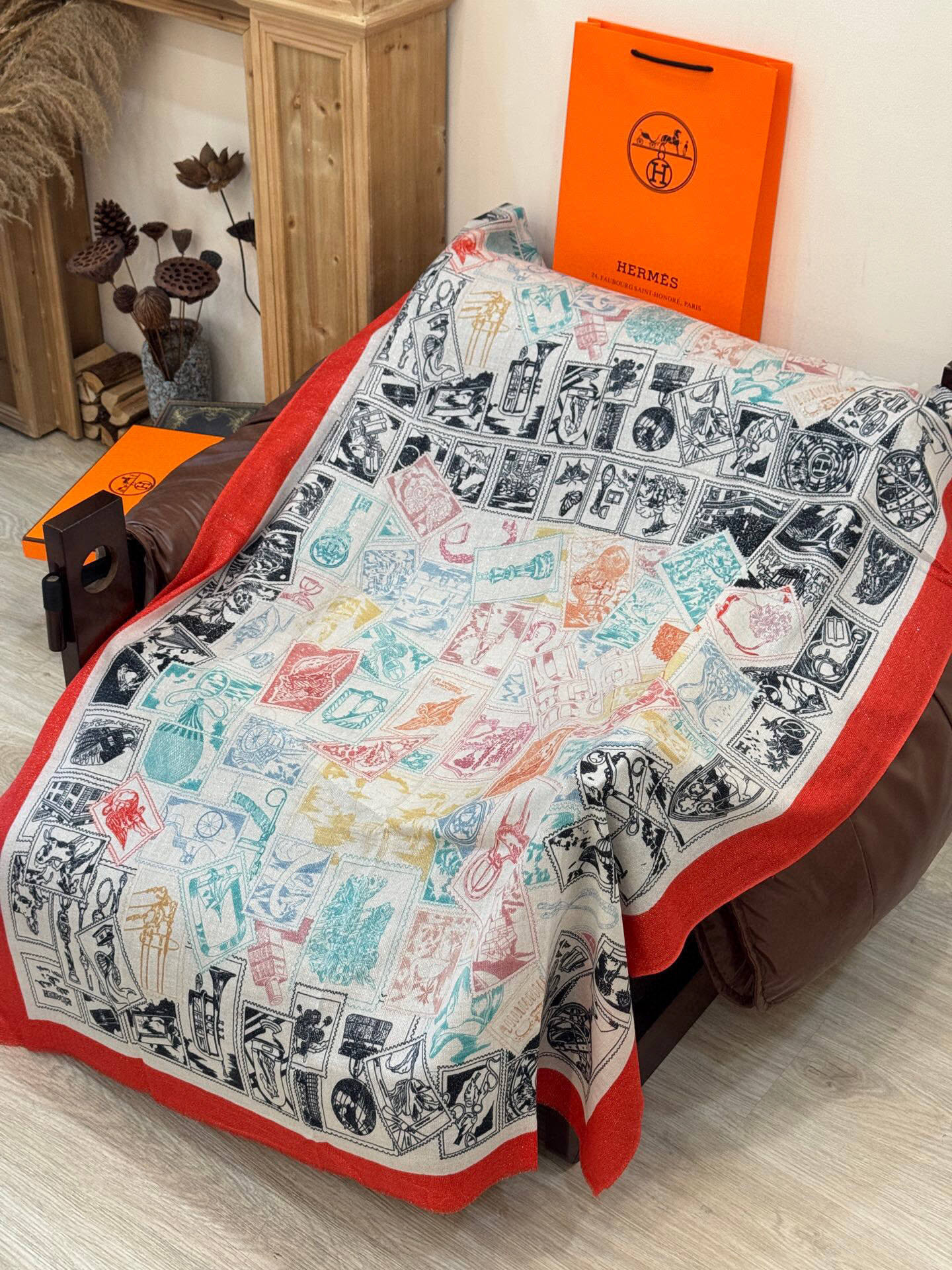 会发光发亮的围巾 羊绒新款🆕👏买了都说好看‼️推荐💕爱马仕羊绒方巾，顶级工艺超值‼️爱马仕专柜爆款🎁💟立