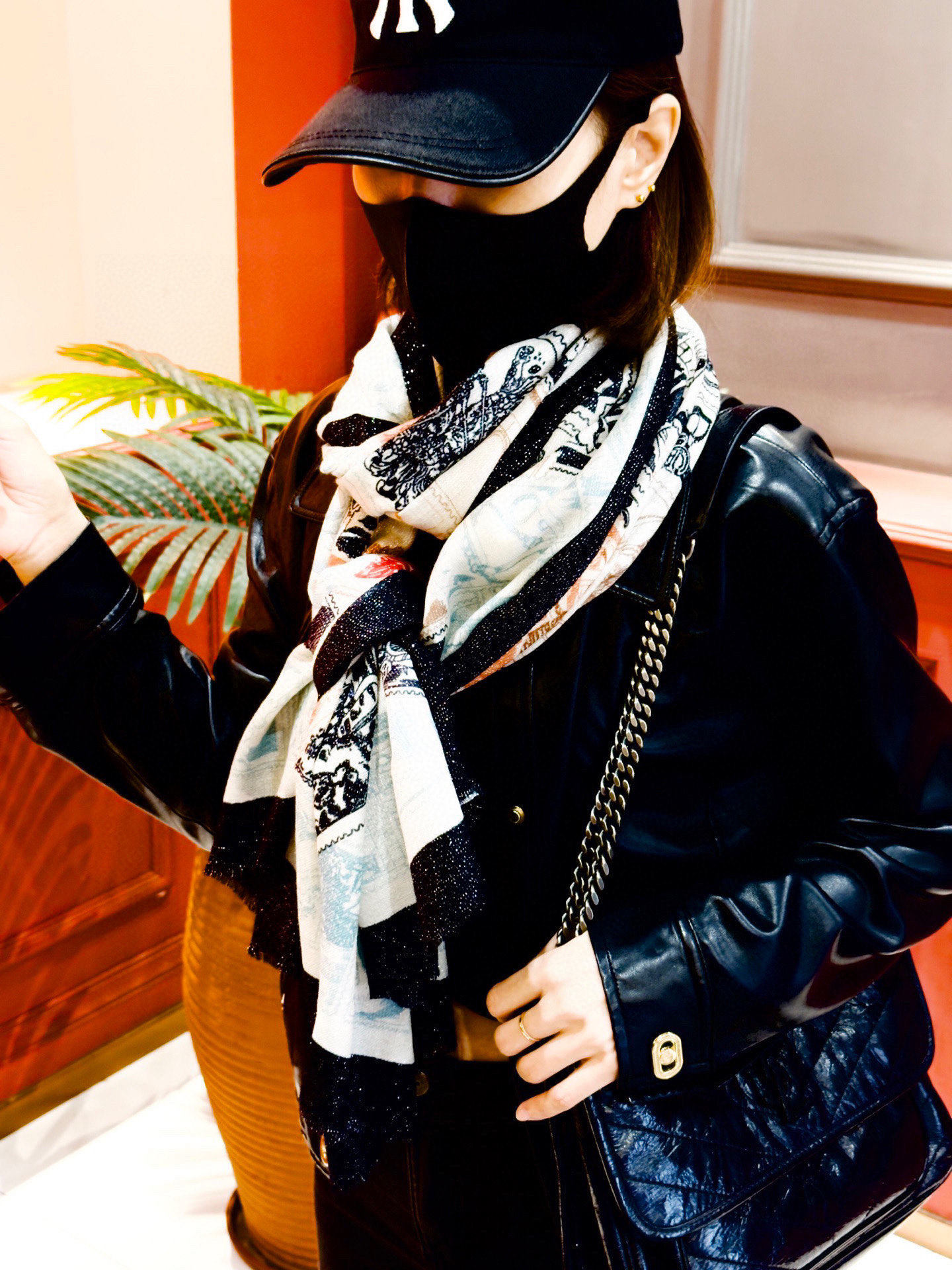 会发光发亮的围巾 羊绒新款🆕👏买了都说好看‼️推荐💕爱马仕羊绒方巾，顶级工艺超值‼️爱马仕专柜爆款🎁💟立