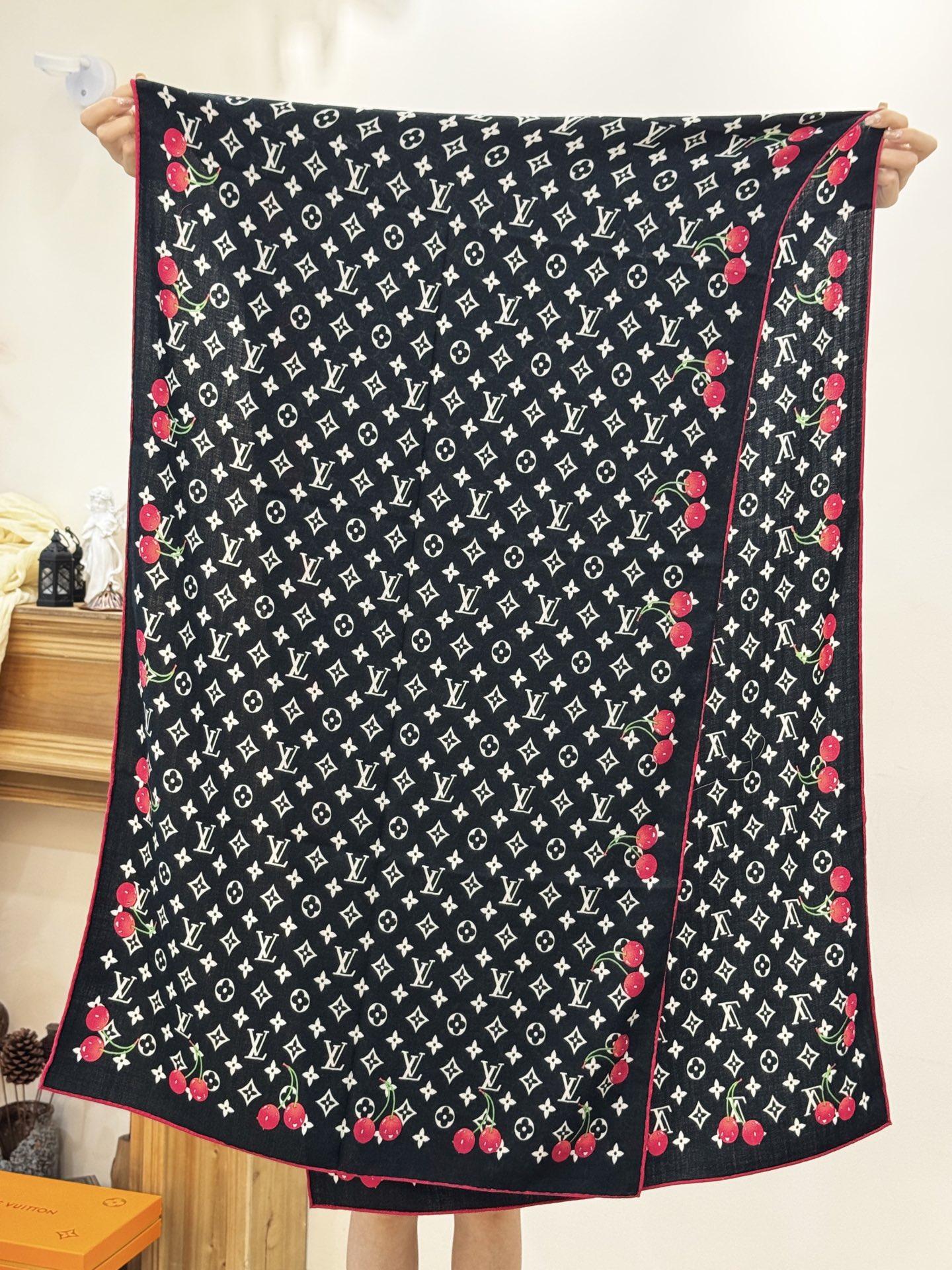 LV X TM MONOGRAMCERISE 【双面丝绒同色】LV × TM Monogram Ceri