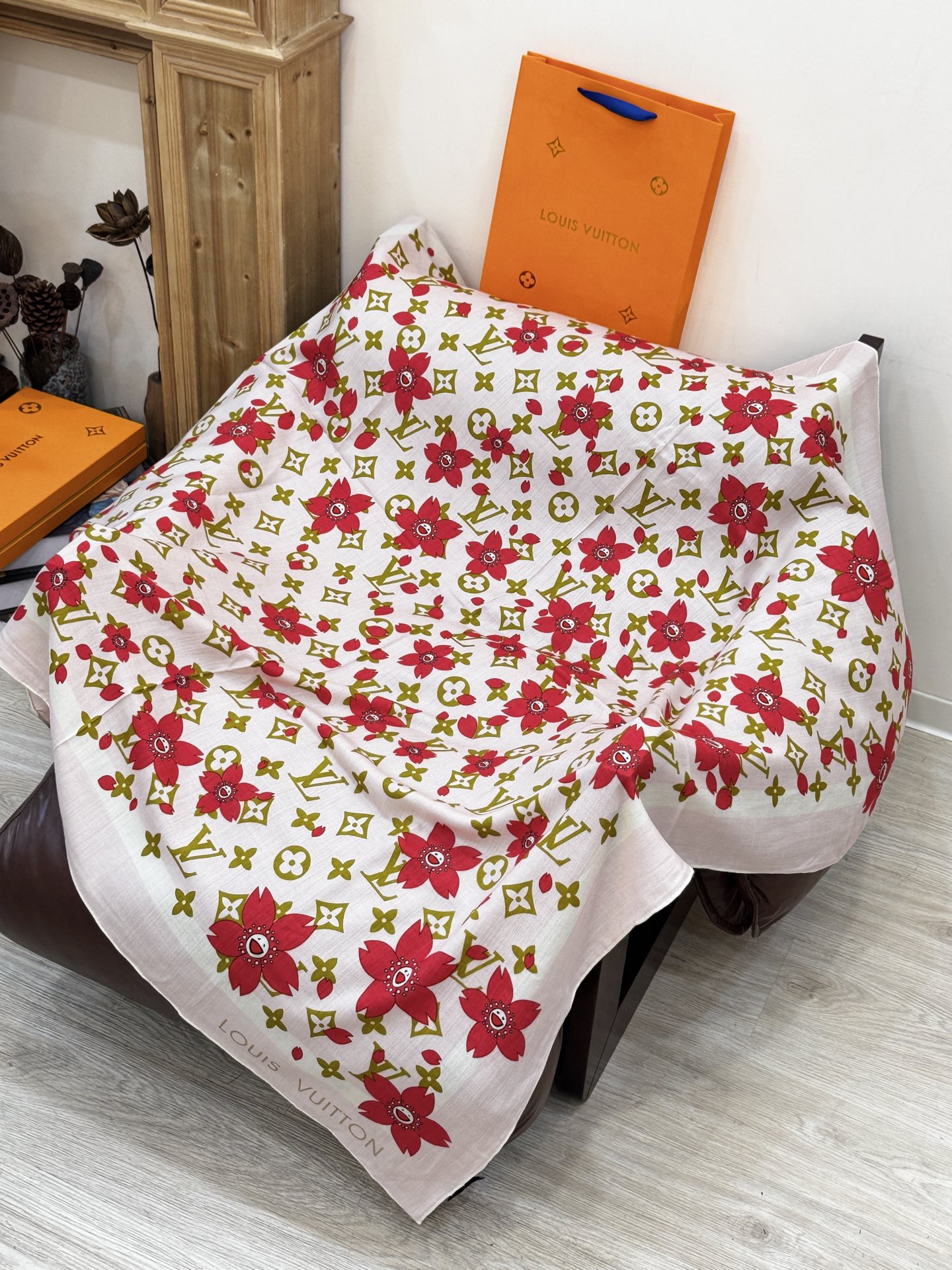 LV x TM MONOGRAM CHERRY BLOSSOM 【140顶级丝绒双面同色披肩】本款丝绒披