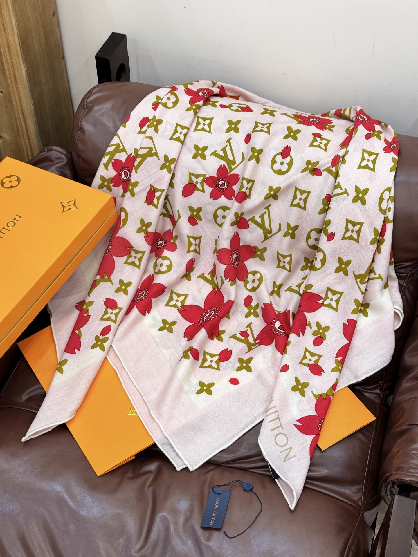 LV x TM MONOGRAM CHERRY BLOSSOM 【140顶级丝绒双面同色披肩】本款丝绒披