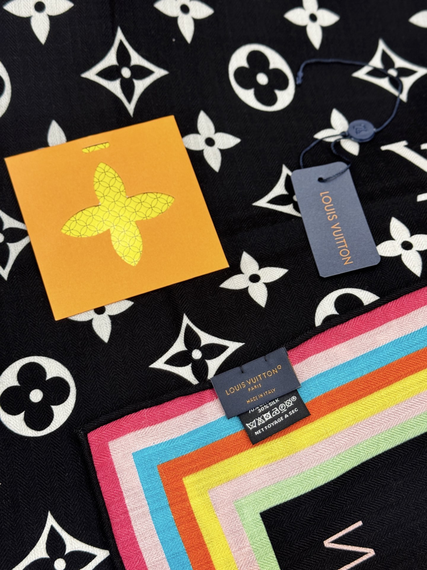 LV x TM SUPERFLAT 140丝绒方巾【140真丝羊毛双面同色披肩】LV x TM Mono