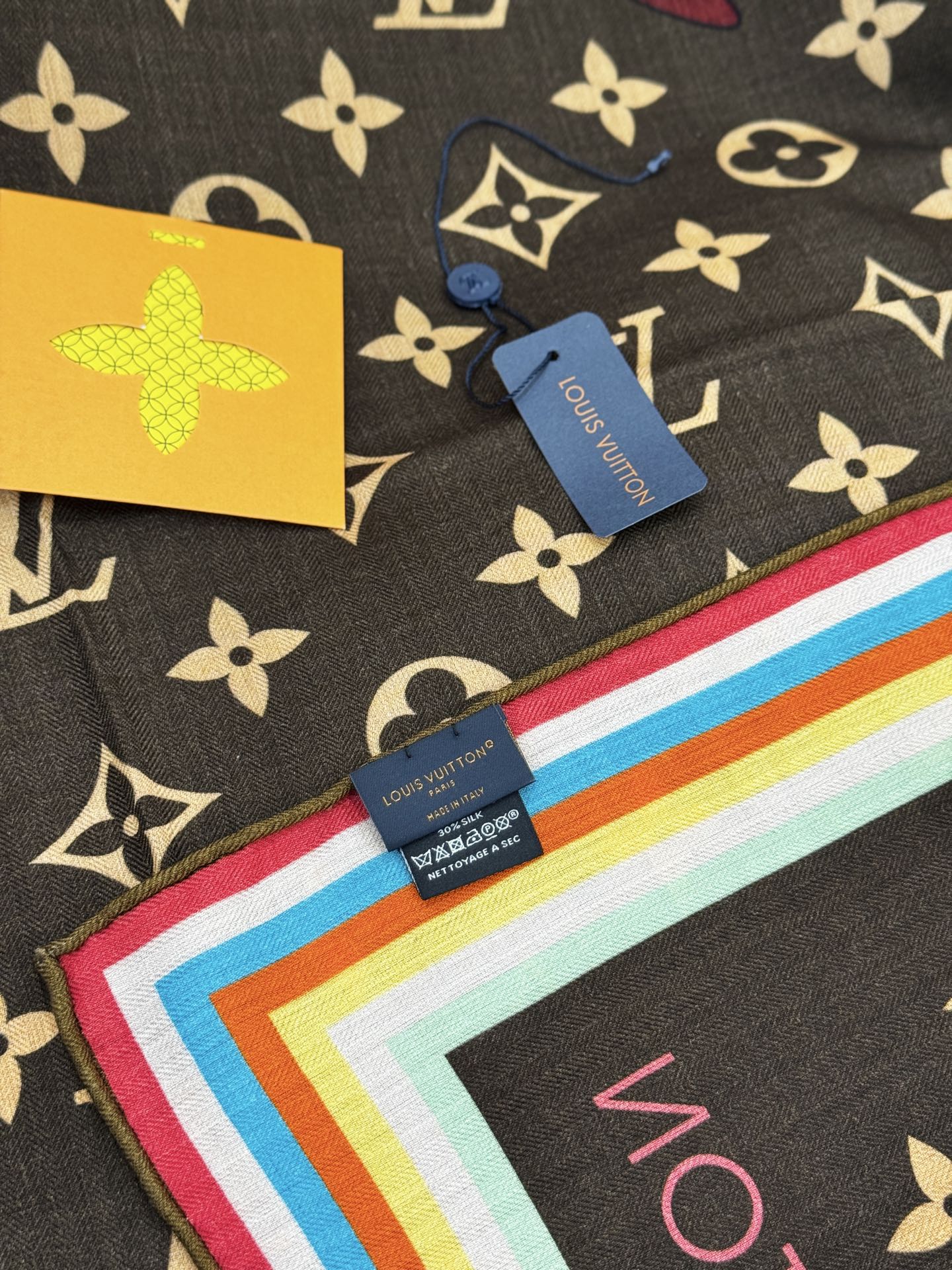 LV x TM SUPERFLAT 140丝绒方巾【140真丝羊毛双面同色披肩】LV x TM Mono