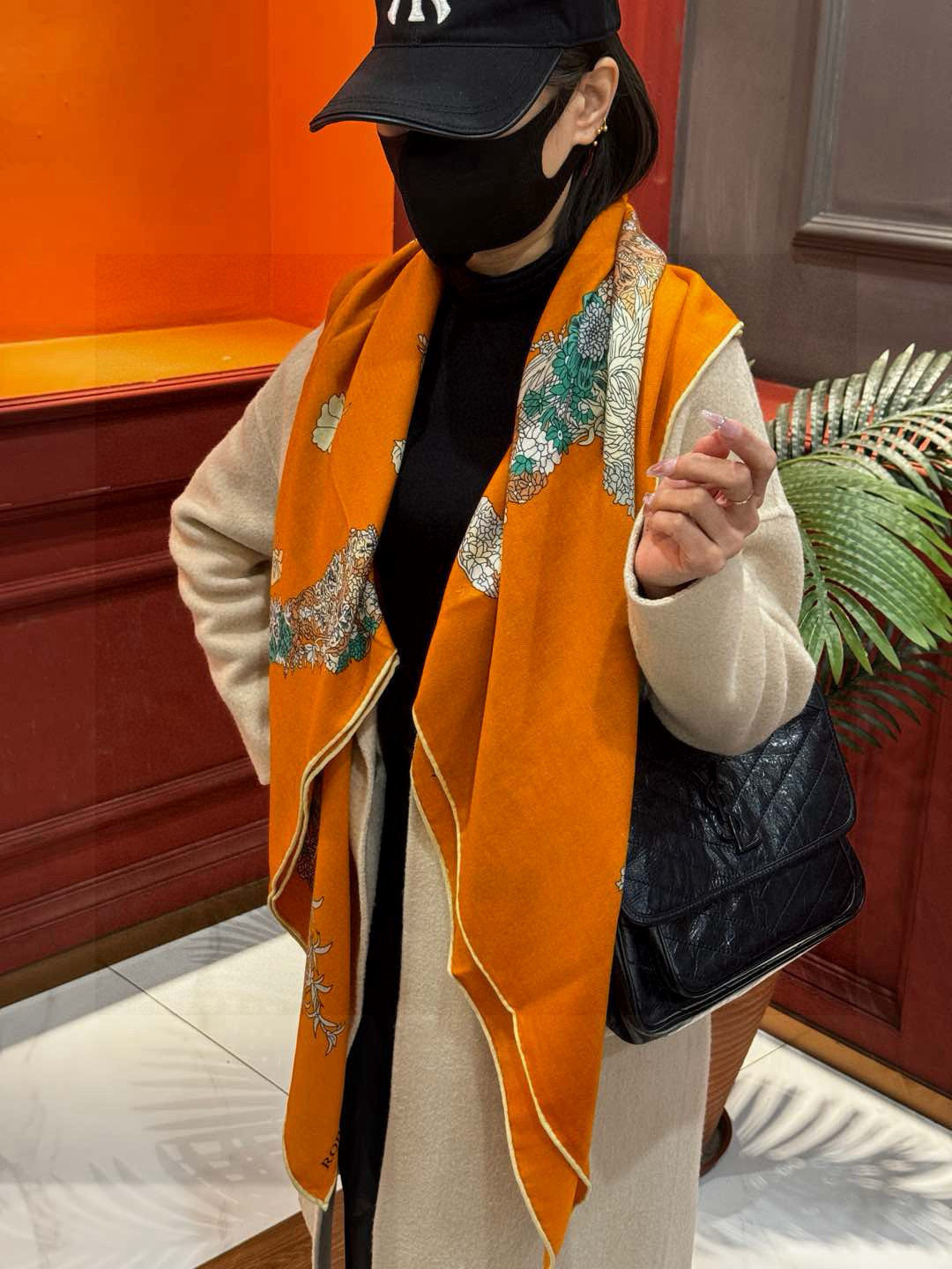 ❤ 双面同色【▪️卓尔不凡,高级有气场!!】非常抬人,带点故事的精彩!永远加分的hermes艺术单品!美