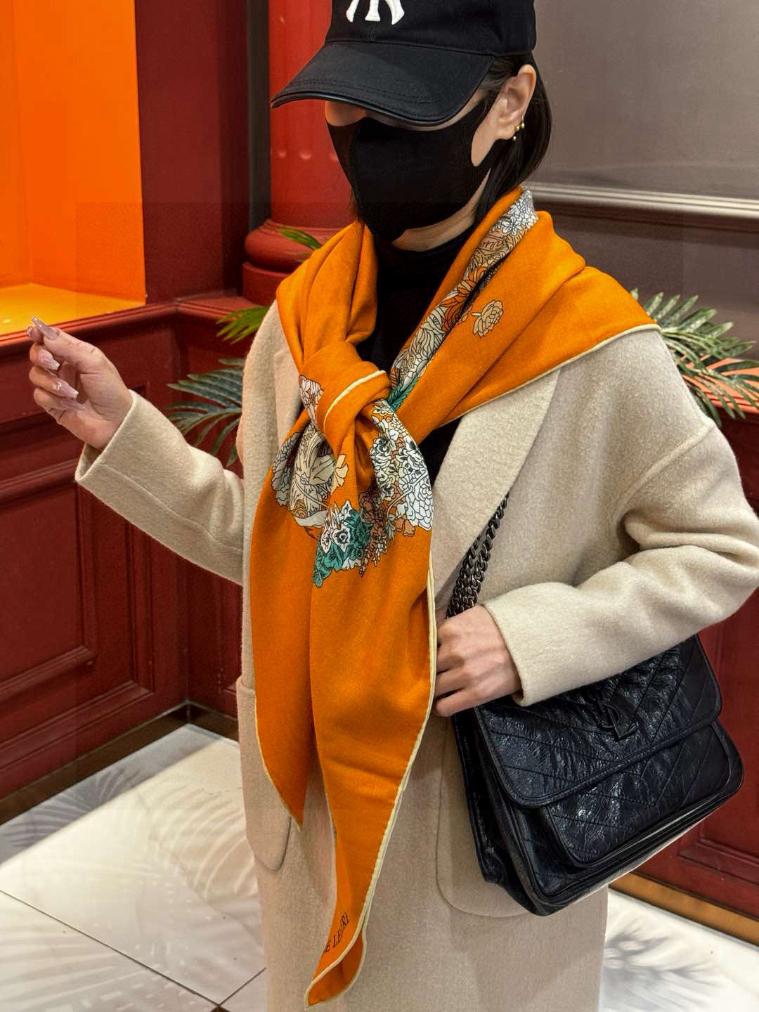 ❤ 双面同色【▪️卓尔不凡,高级有气场!!】非常抬人,带点故事的精彩!永远加分的hermes艺术单品!美