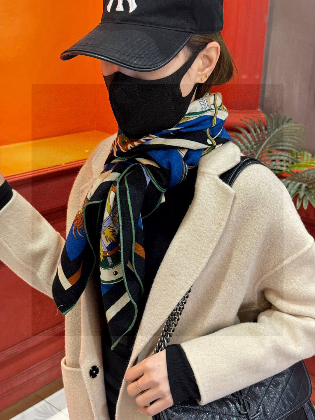 ❄️【双面同色】原单爱马仕140cm丝绒方巾💕 《平衡马车》,没有体验过野村大辅的豪华马车,就不算拥有丰