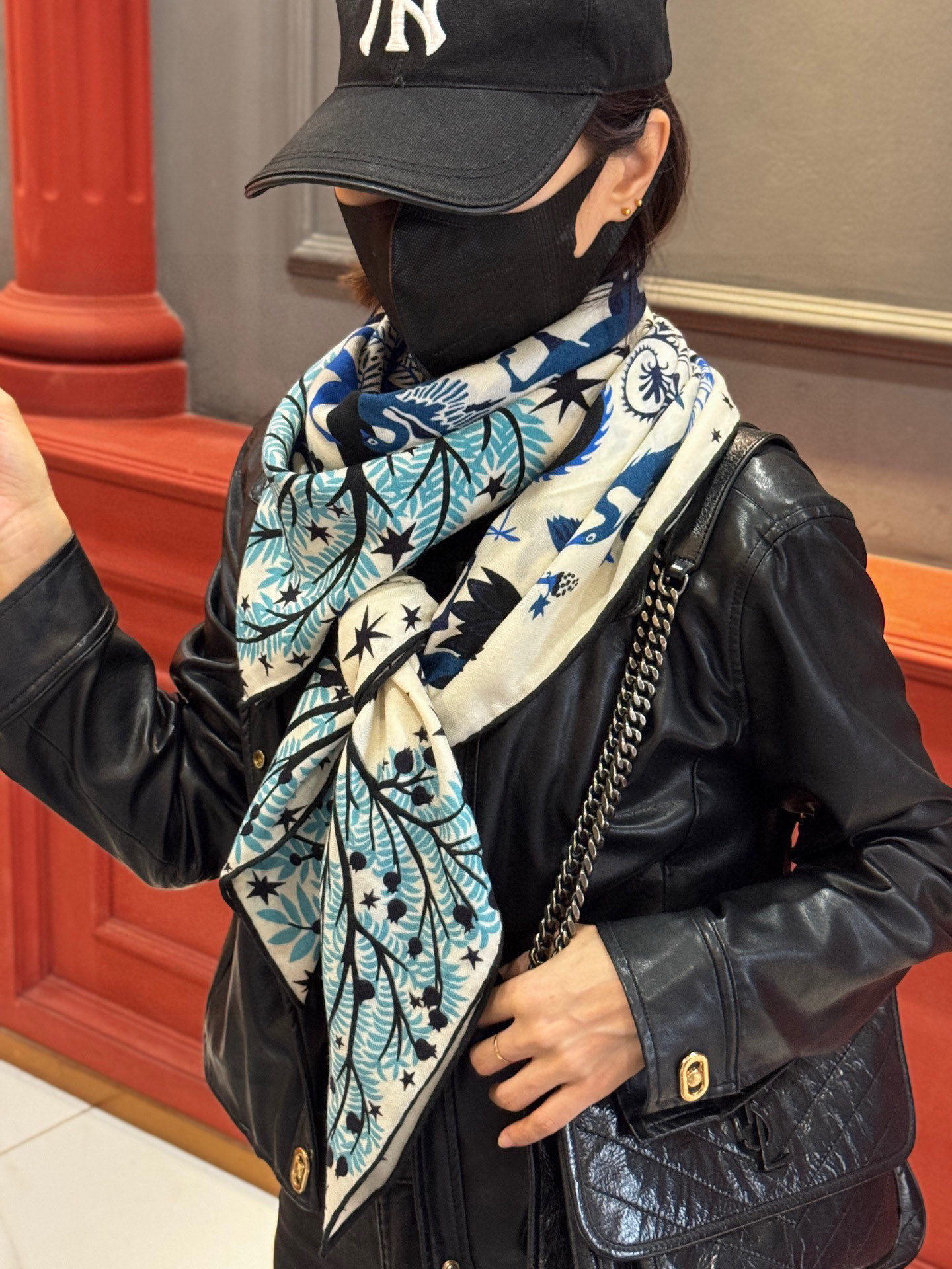 羊绒新款🆕👏👏买了都说好看‼️推荐💕爱马仕双面同色羊绒方巾【玛雅森林双面同色140】，顶级工艺超值‼️爱