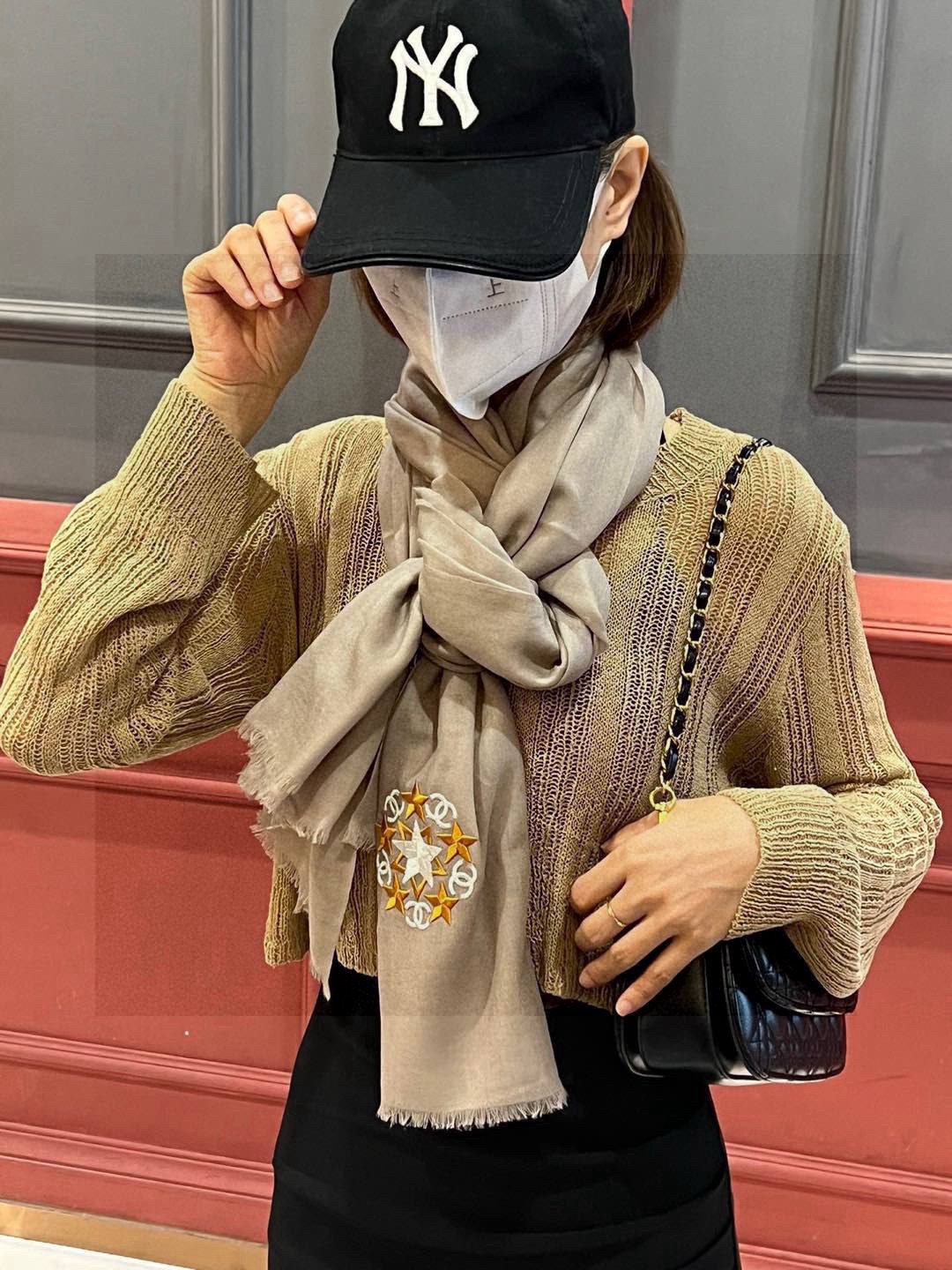 Chanel star✨系列.繼🚀後的力作.chanel載你們坐著火箭看星星❗️專櫃今年在內蒙外貿工廠下