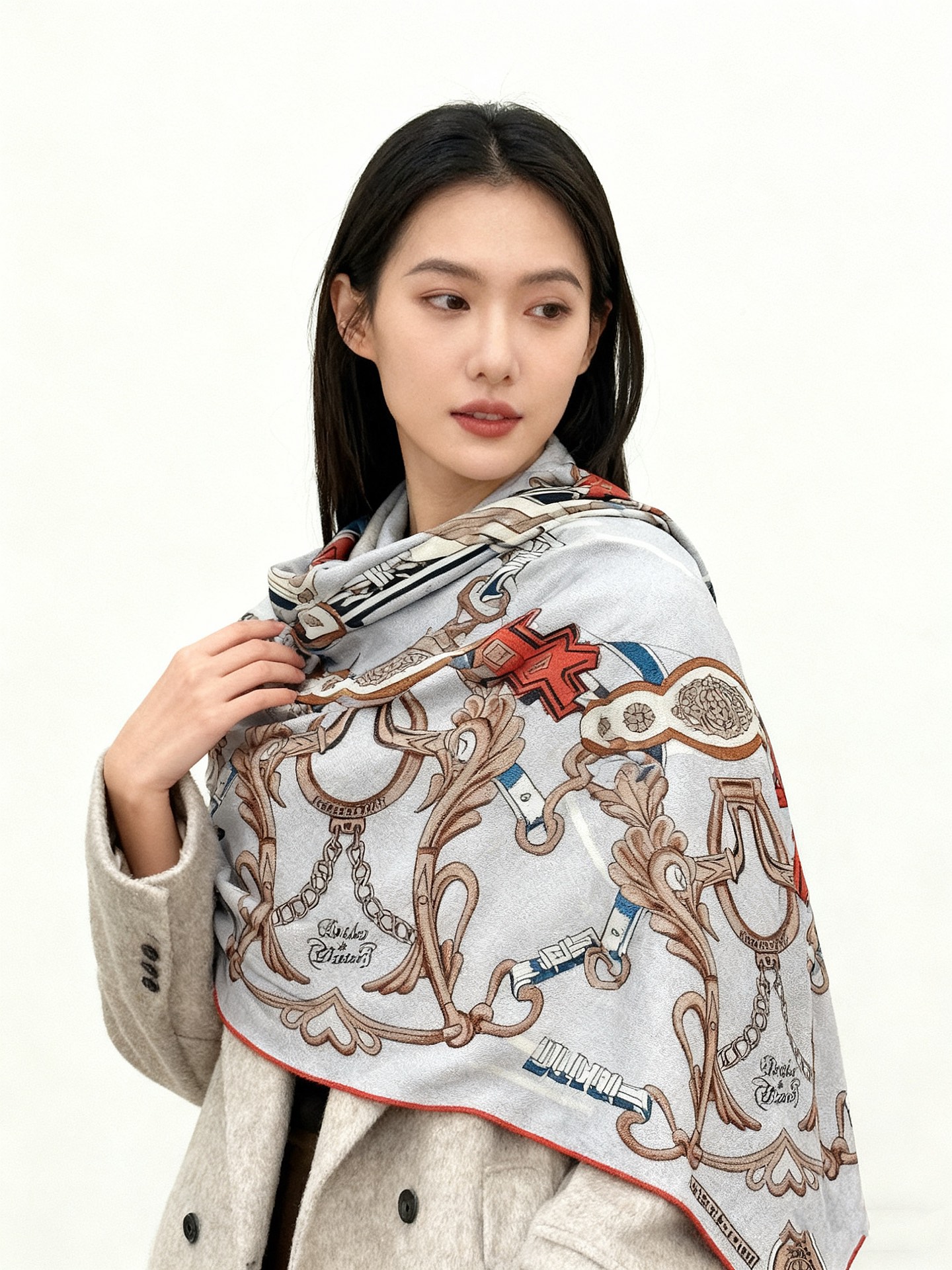 新款 秋冬搭配利器❗️顶级双面同色真丝羊绒披肩!!点睛精彩,图案和配色都超级喜欢,又一款双面配色工艺设计