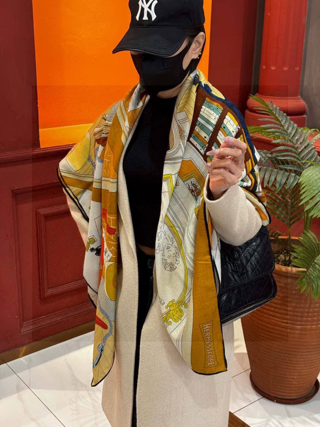 💟上新💞｛24号之谜｝羊绒大方巾[双面同色140]手工卷边H家是创意和作品故事的无限源泉，每季皆推出全新