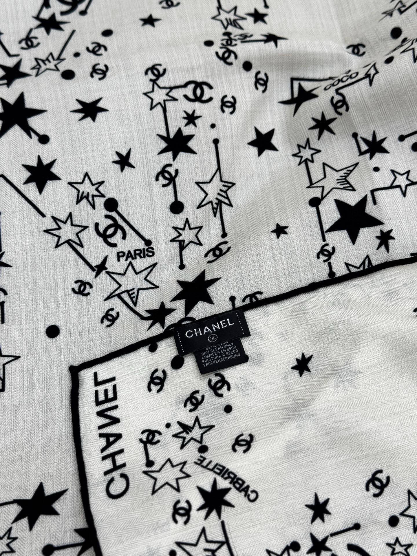 Chanel ~20。秋冬新品～【140顶级丝绒双面同色】繁星点点与双C的完美结合适合各种场合搭配使用黑