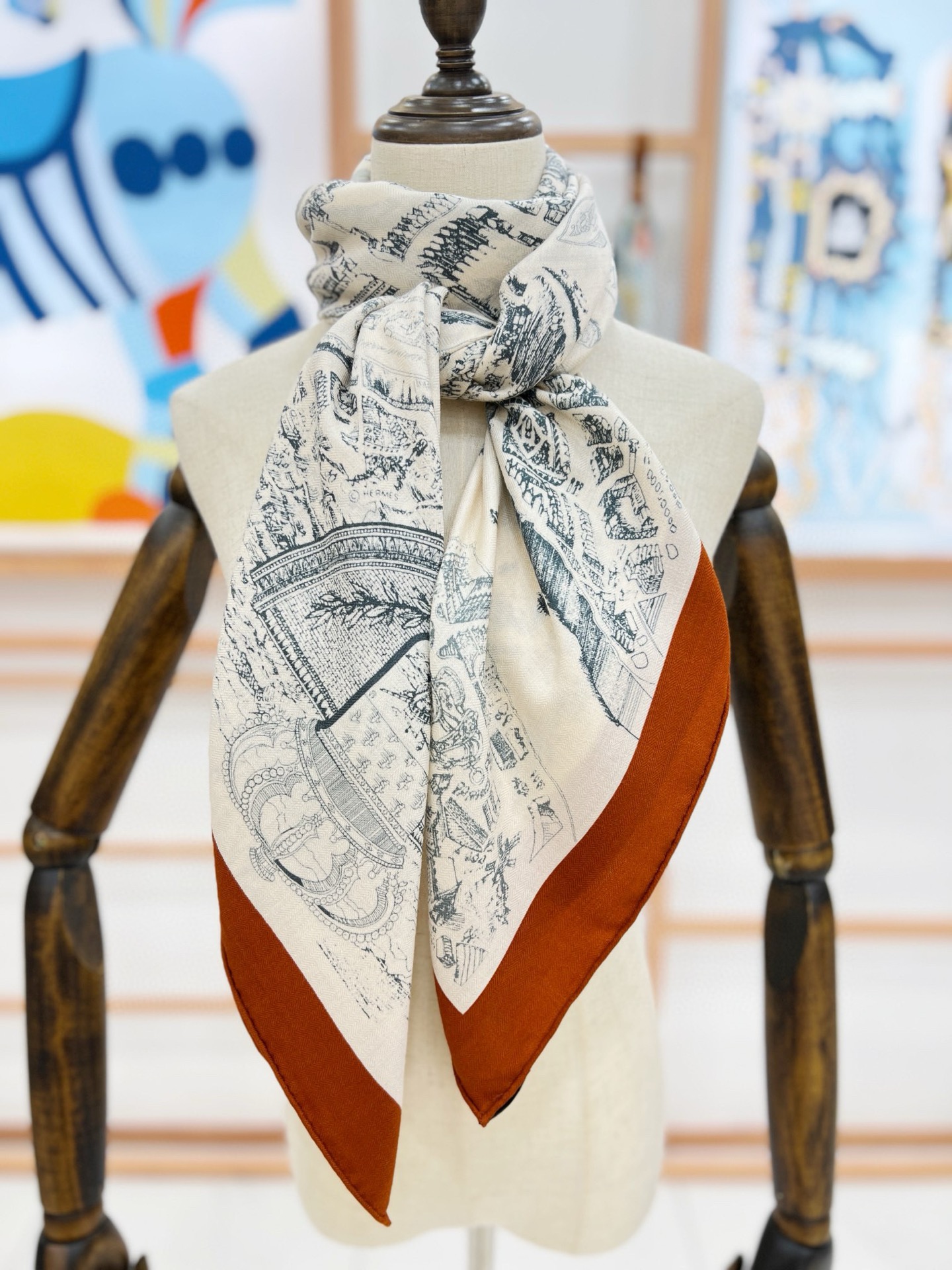 【140顶级丝羊绒双面同色披肩『骏马之城』！！超级气质！！】不仅美有其表，更有好品质与好细节的出彩内质！