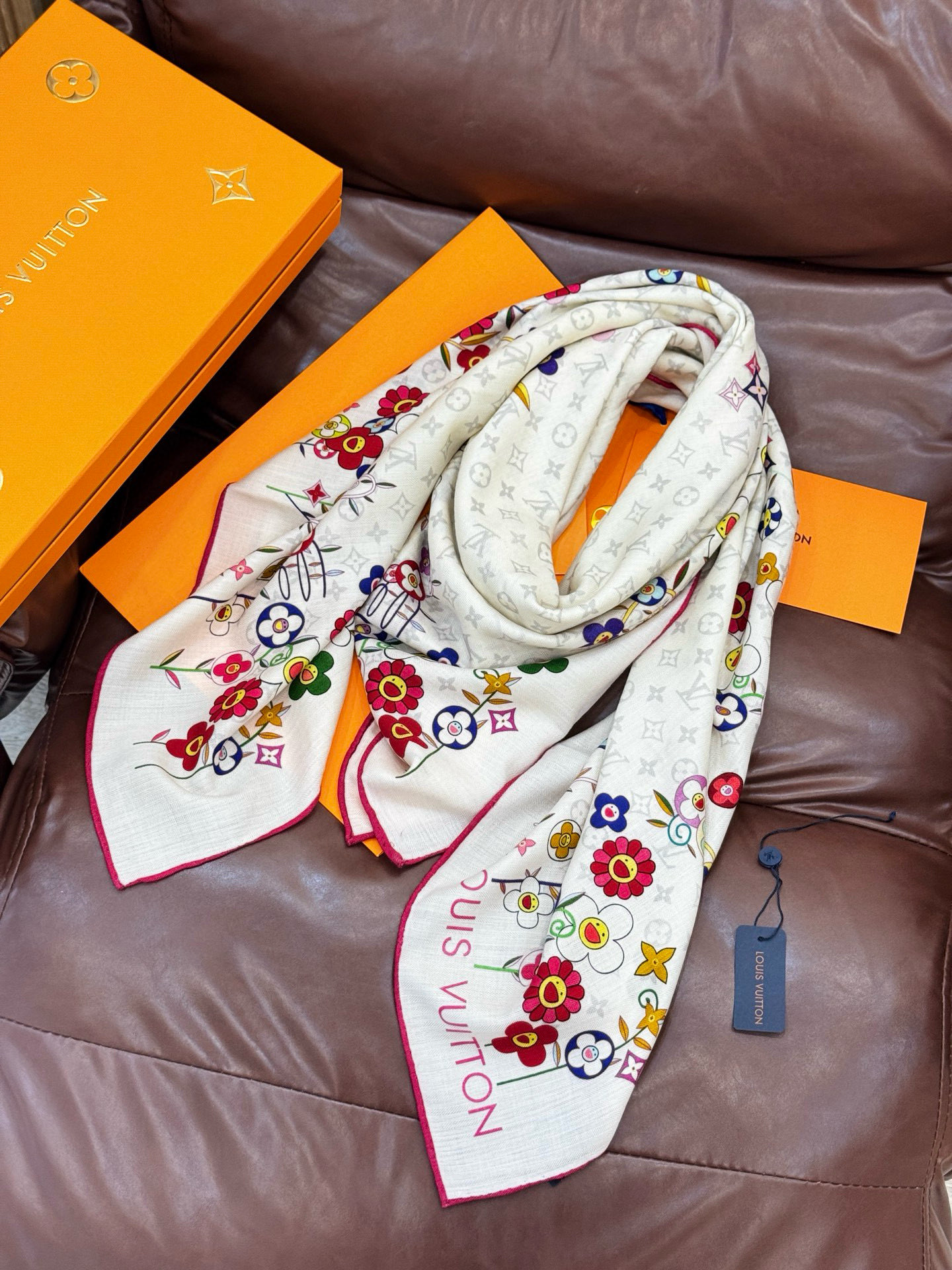 LV x TM SUPERFLAT FLOWERS 140 披肩【140顶级丝绒双面同色印花】LV x 