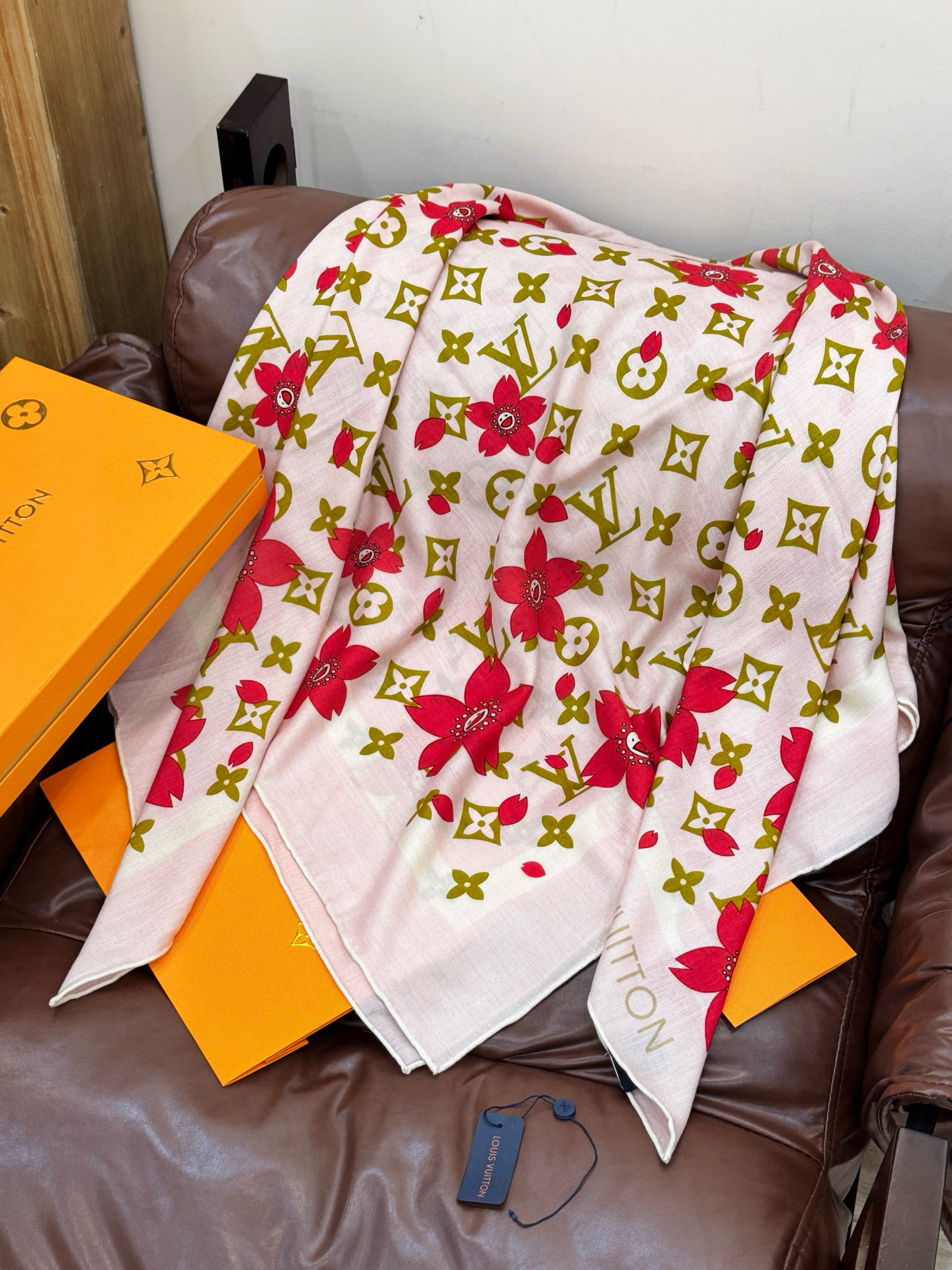 LV x TM MONOGRAM CHERRY BLOSSOM 【140顶级丝绒双面同色披肩】本款丝绒披