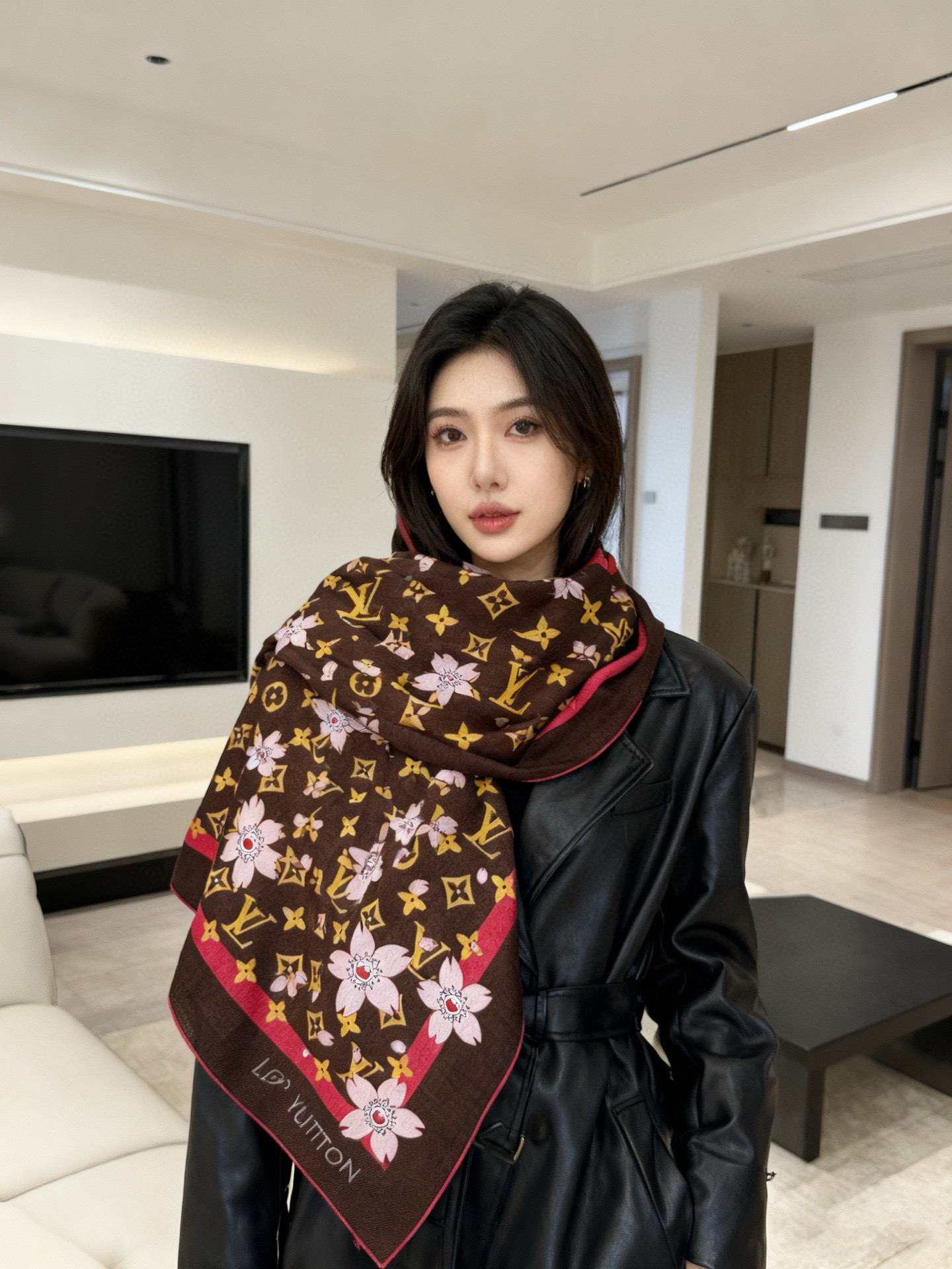 LV x TM MONOGRAM CHERRY BLOSSOM 【140顶级丝绒双面同色披肩】本款丝绒披