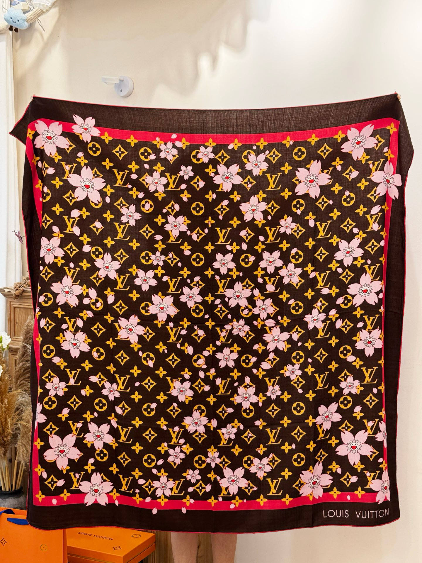 LV x TM MONOGRAM CHERRY BLOSSOM 【140顶级丝绒双面同色披肩】本款丝绒披