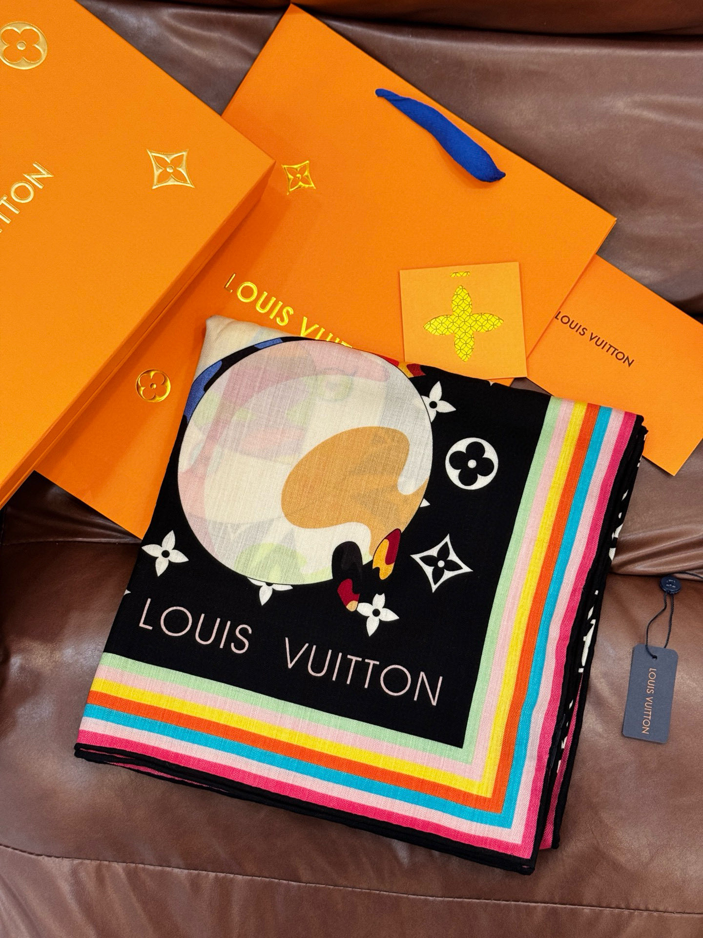 LV x TM SUPERFLAT 140丝绒方巾【140真丝羊绒双面同色披肩】LV x TM Mono