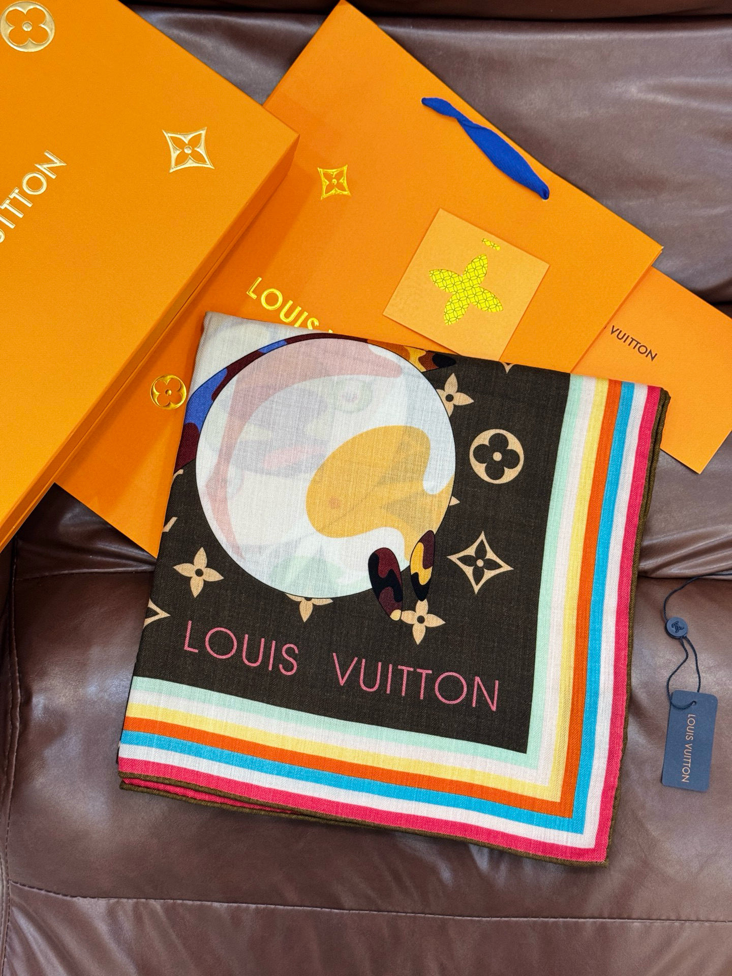 LV x TM SUPERFLAT 140丝绒方巾【140真丝羊绒双面同色披肩】LV x TM Mono